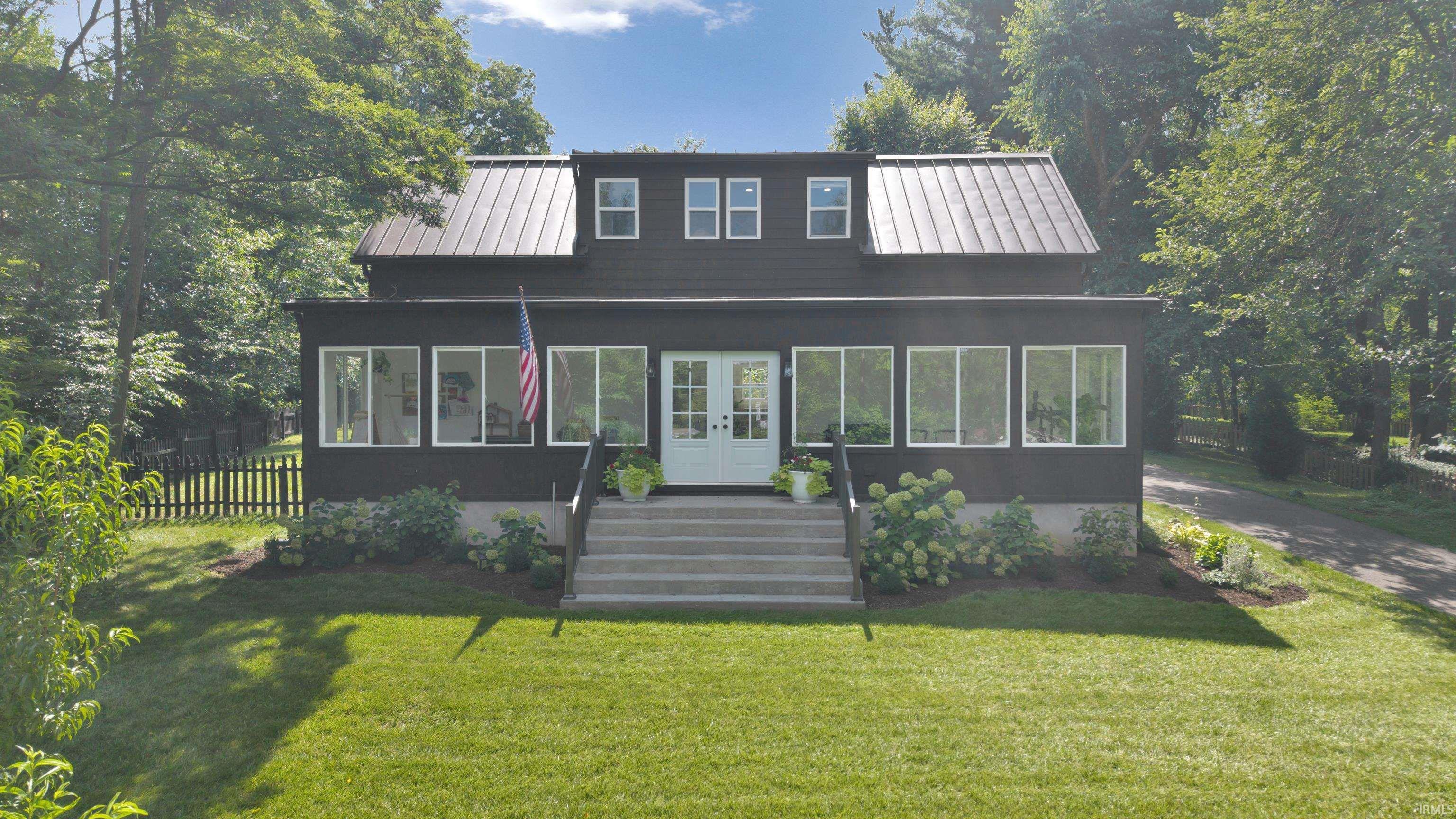 5200 Indiana 261 Property Photo 1