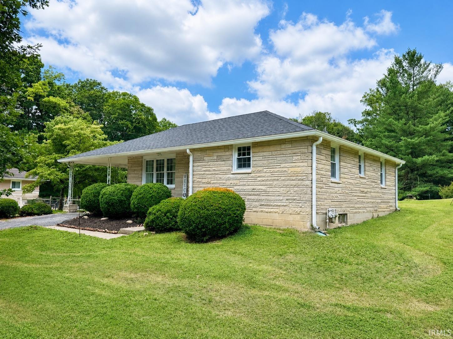 937 Vinegar Hill Road Property Photo 1