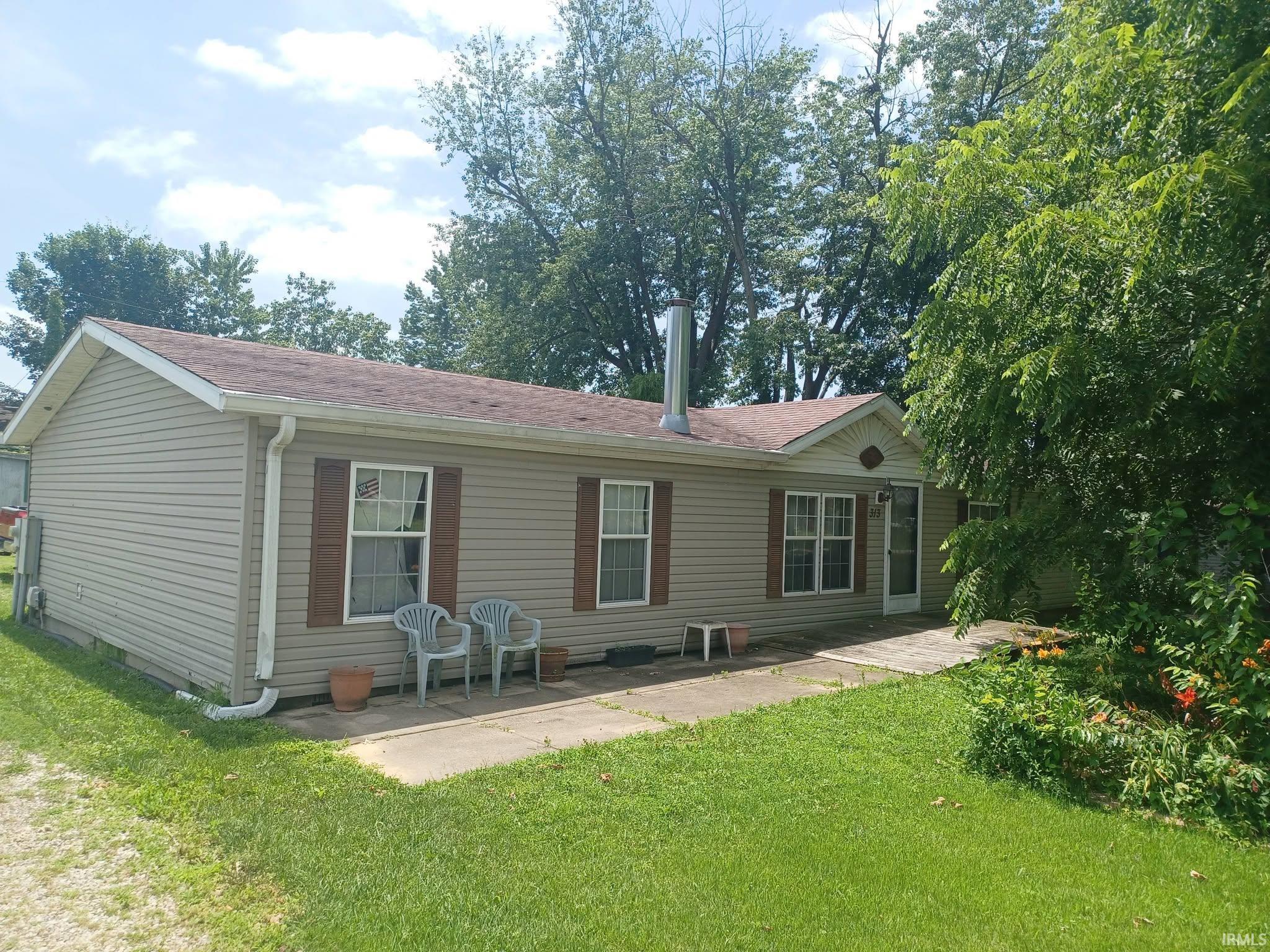 313 E Adams Avenue Property Photo 1