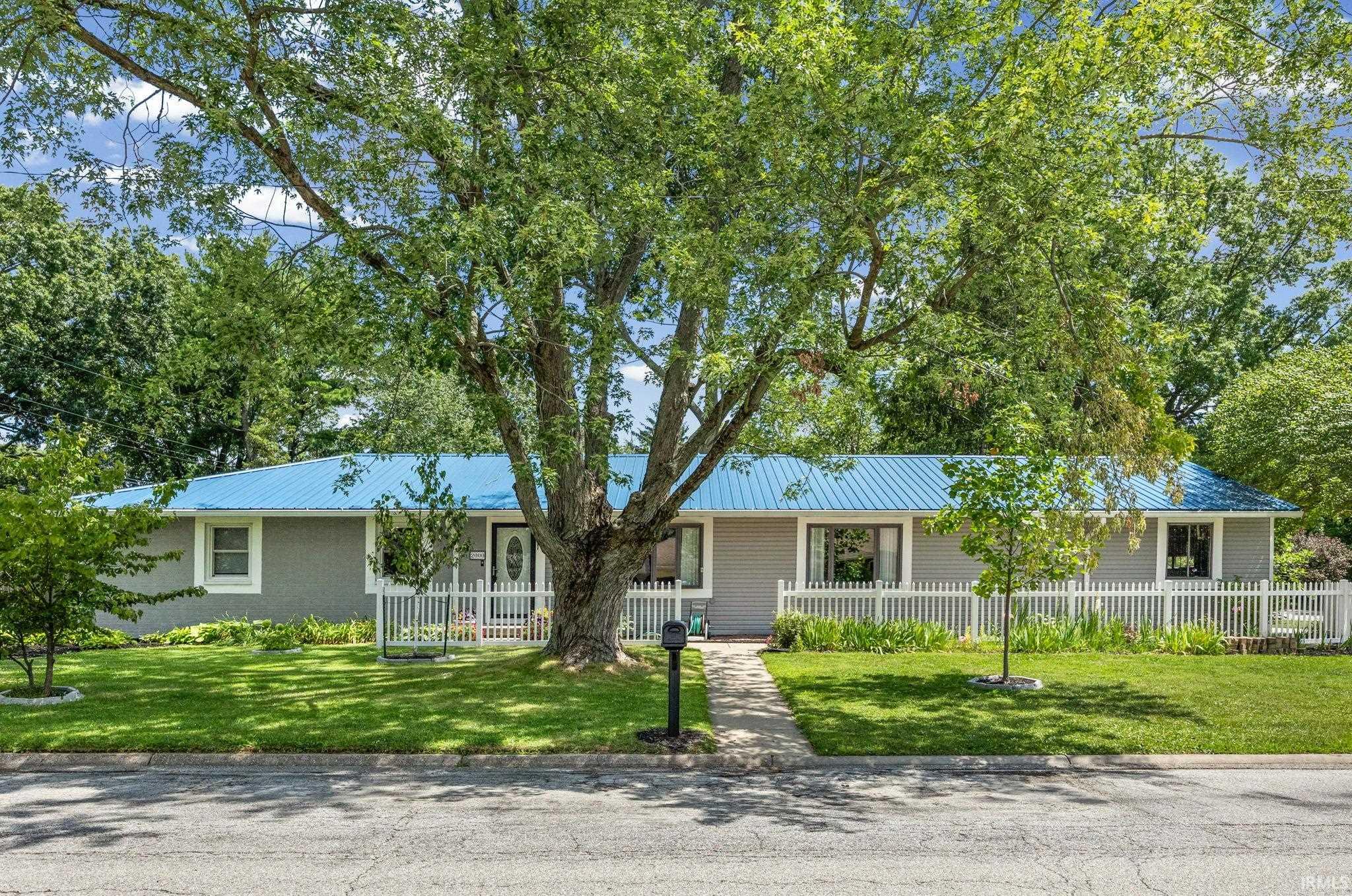 2000 Carlisle Drive Property Photo 1