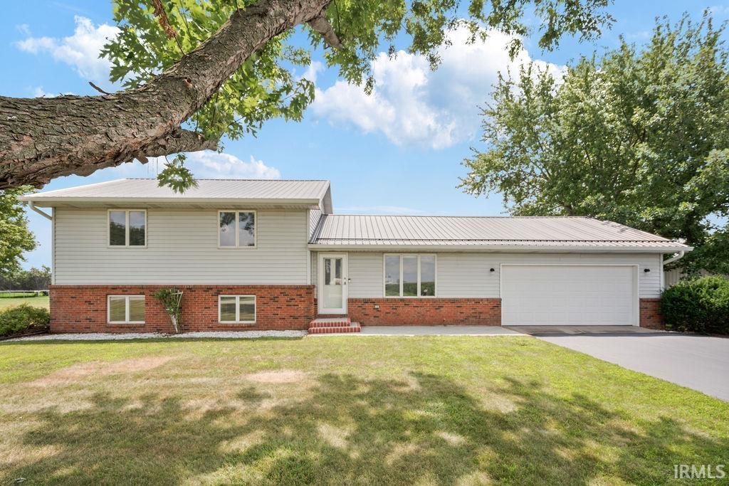 5943 E 500 North Property Photo 1