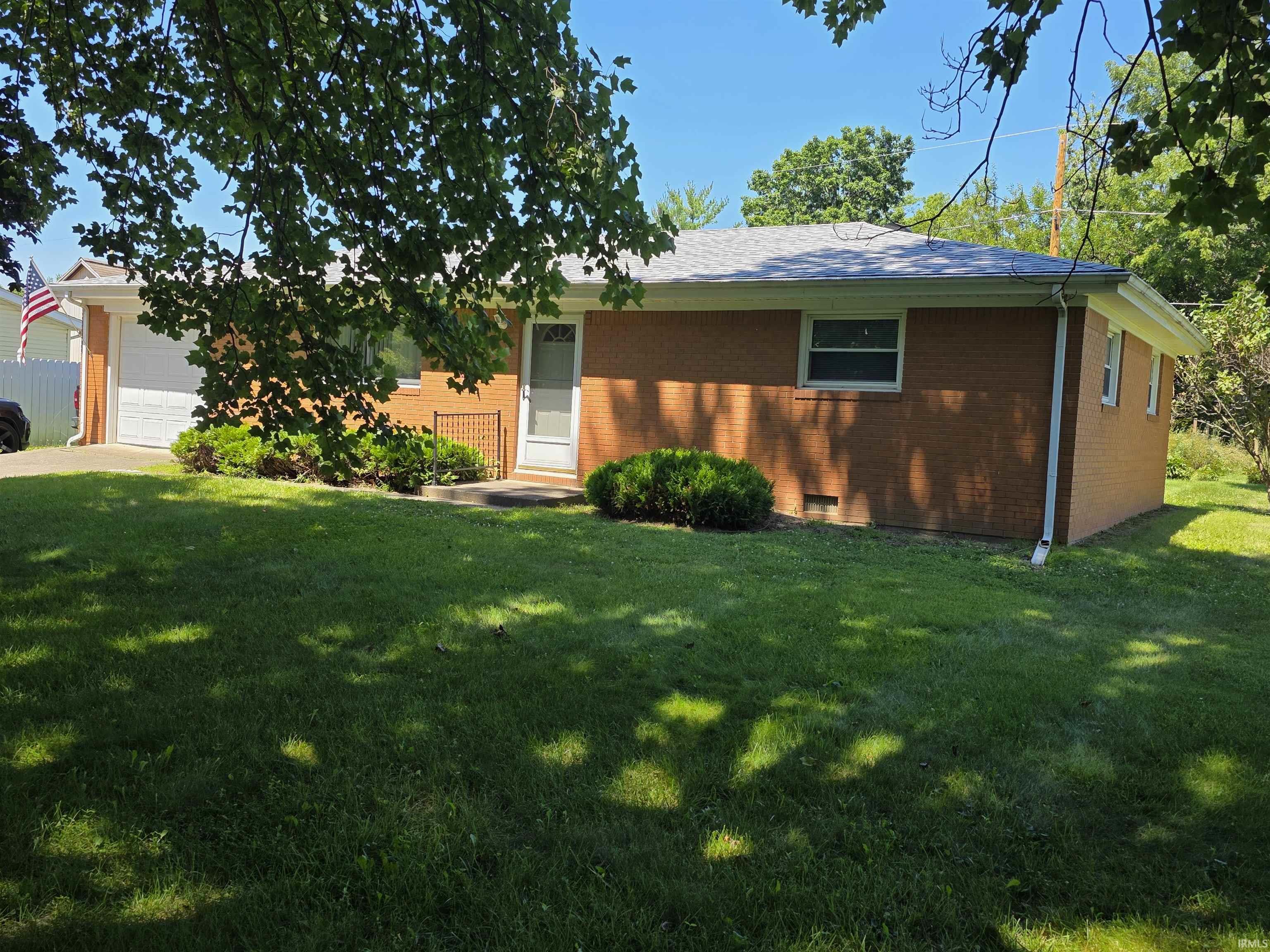 2406 E Purdue Road Property Photo 1