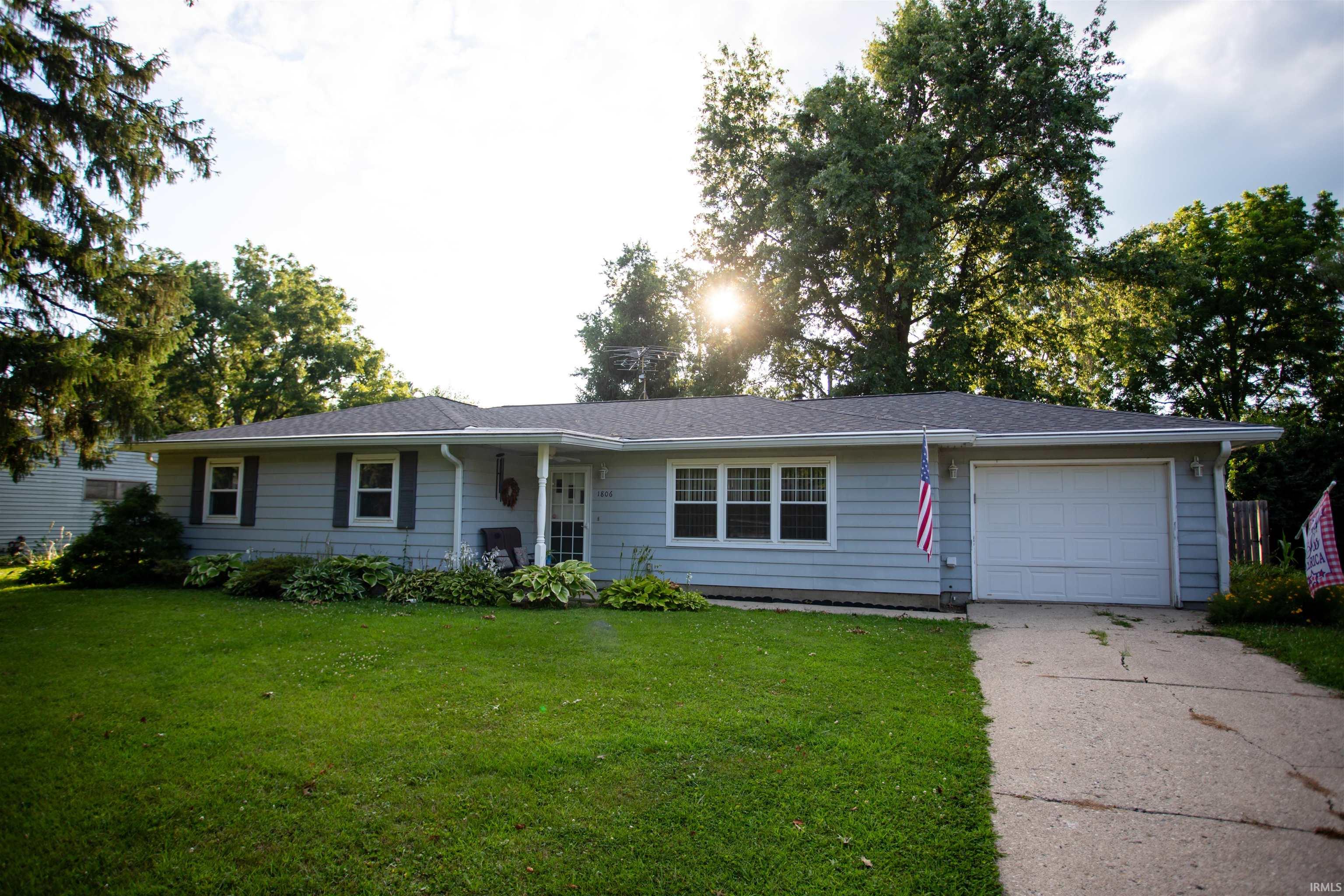 1806 W Norwood Drive Property Photo 1