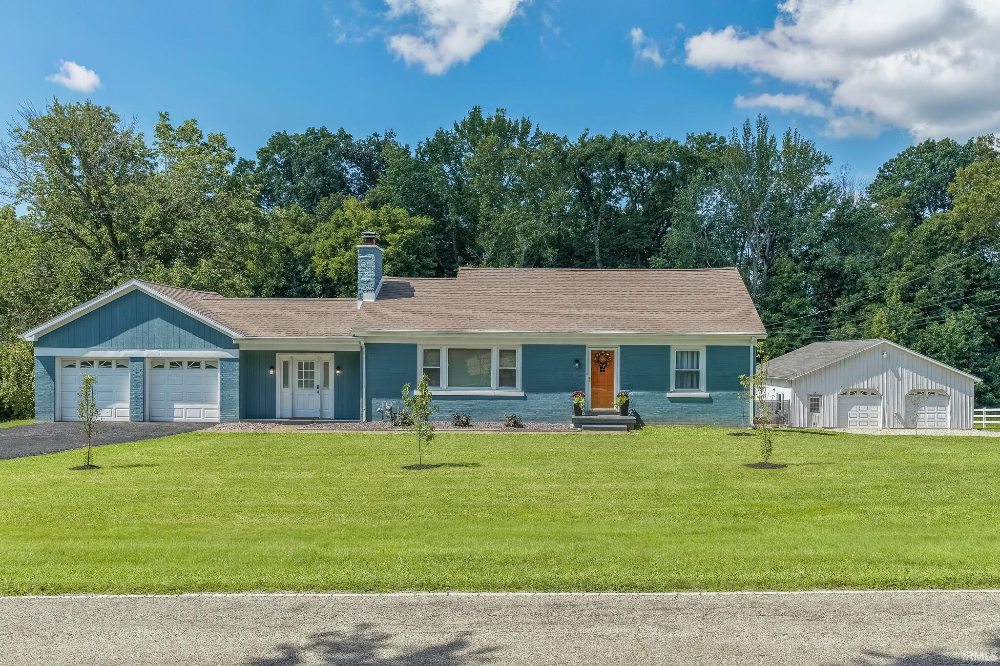 4524 Middle Mount Vernon Road Property Photo 1