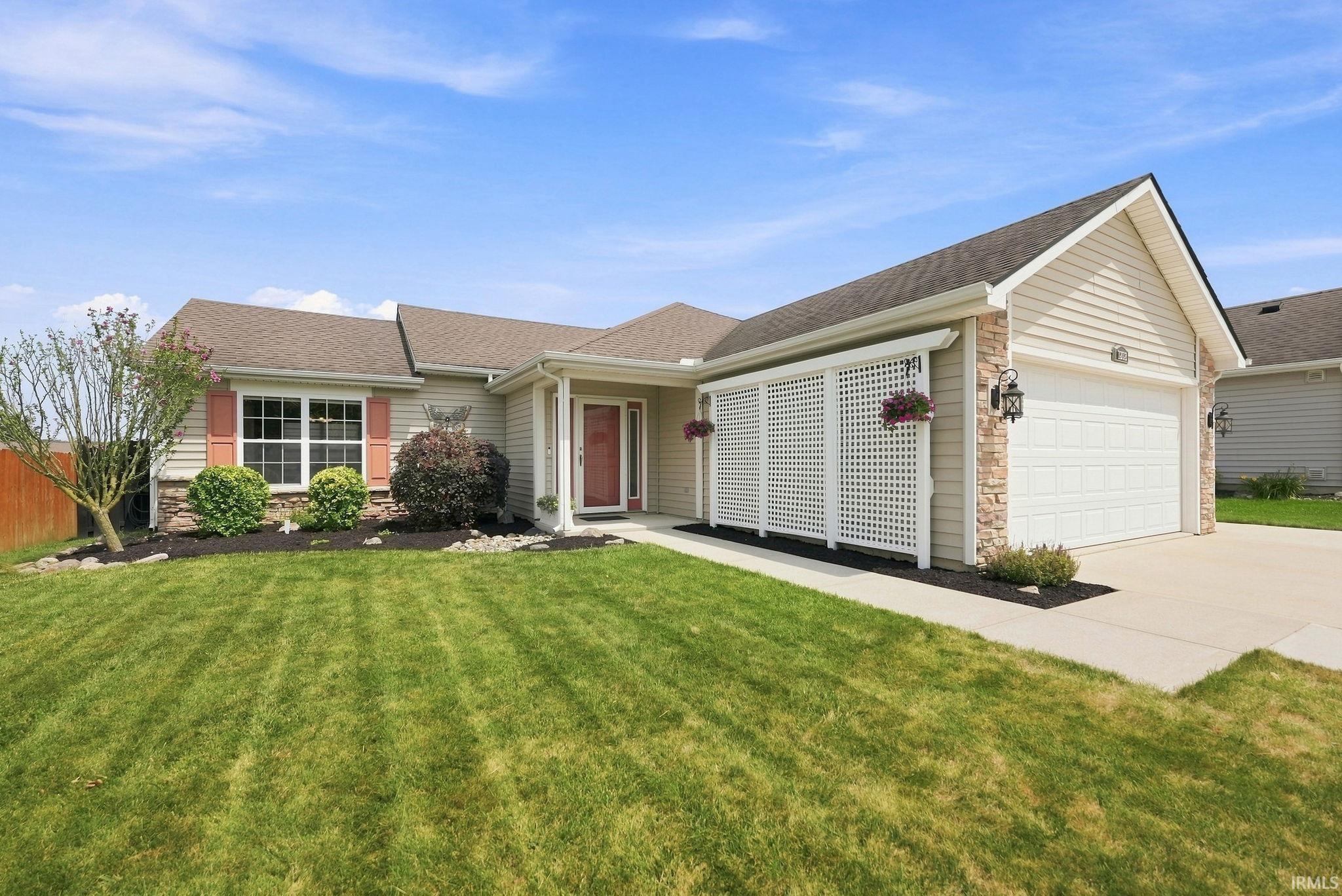 1818 Midsummer Night Cove Property Photo 1