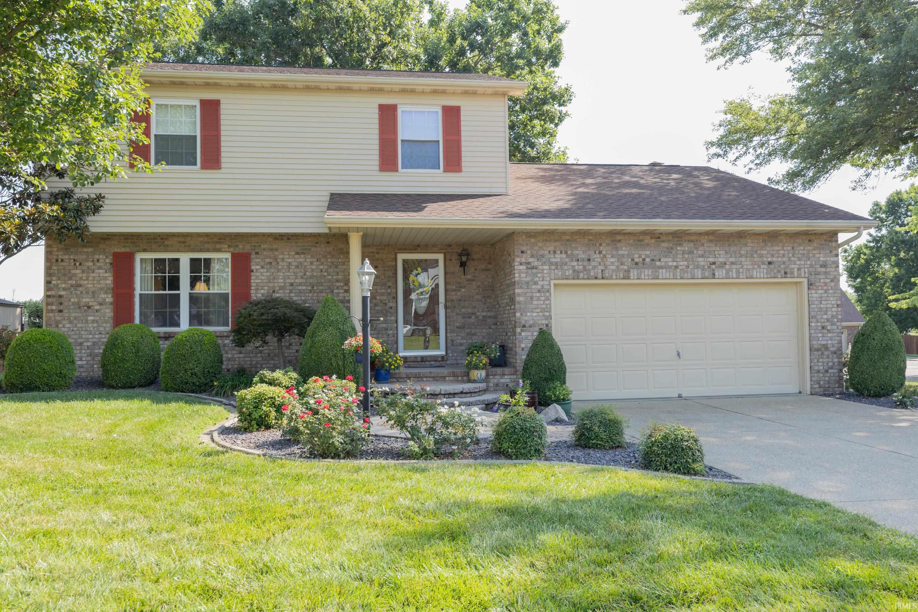 5635 Oak Ridge Drive Property Photo 1