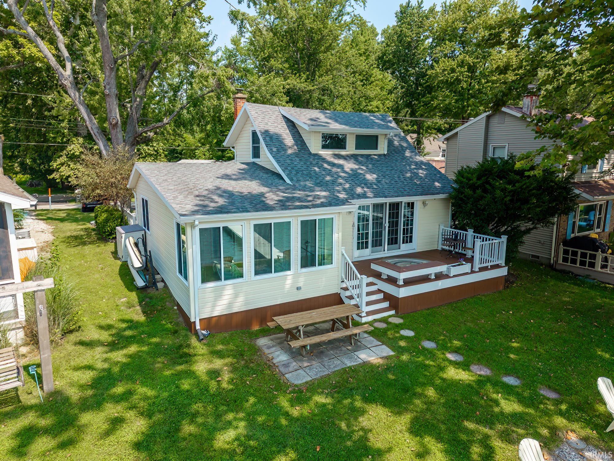 5140 E 580 S Road Property Photo 1