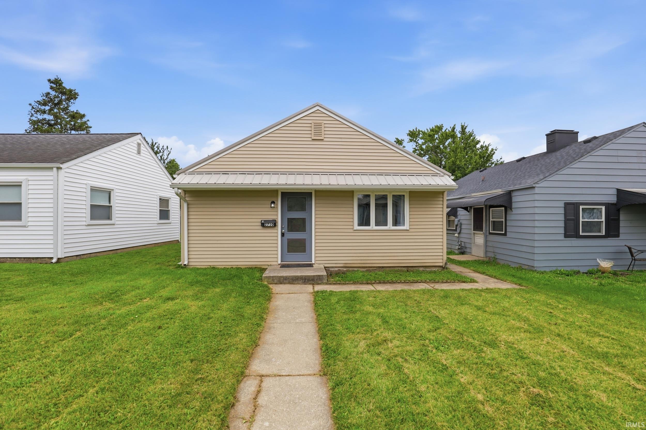 2710 Charlotte Avenue Property Photo 1