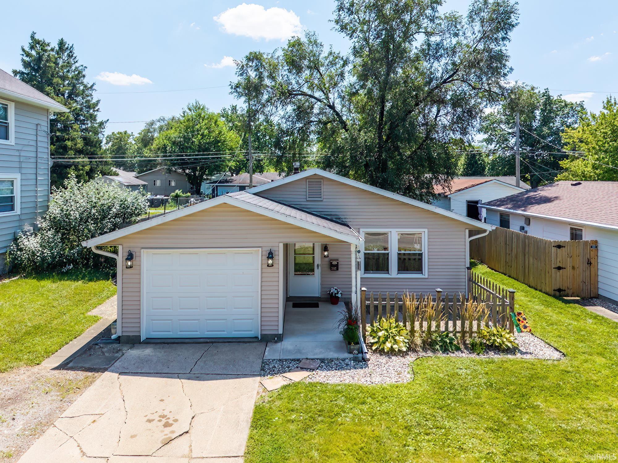 2612 Vance Avenue Property Photo 1