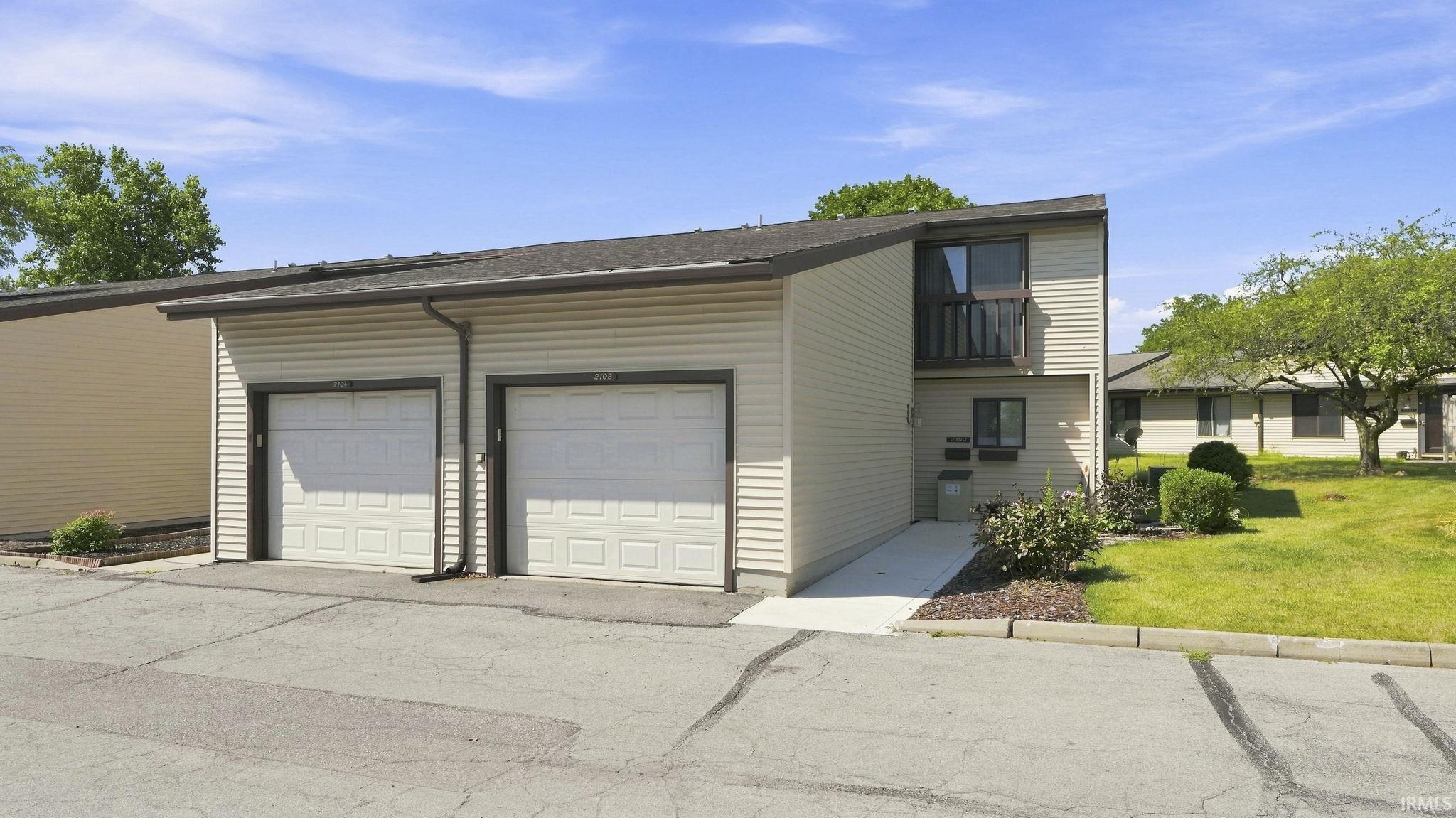 2102 Bayside Court Property Photo 1