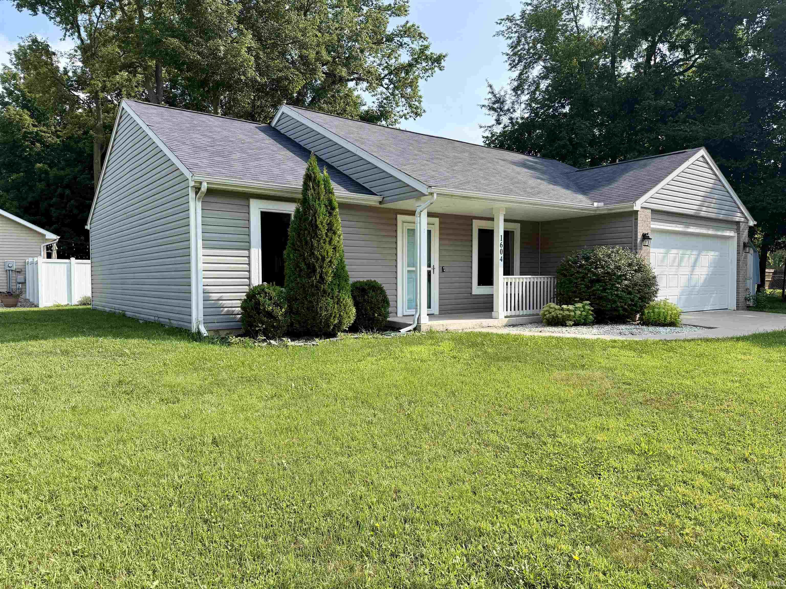 1604 Aspen Drive Property Photo 1