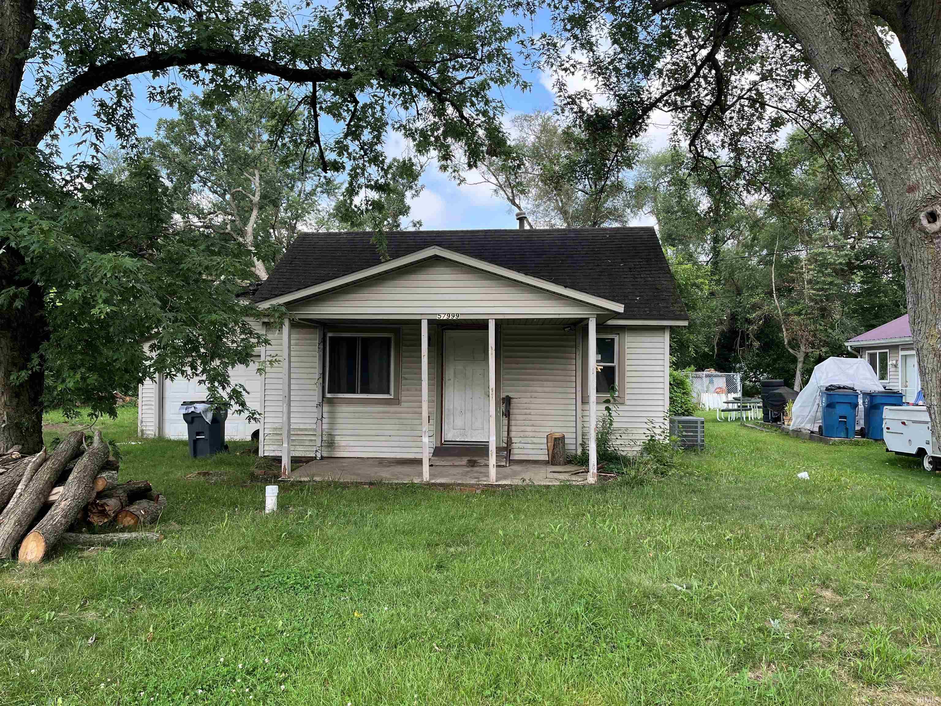 57999 Ellis Street Property Photo 1