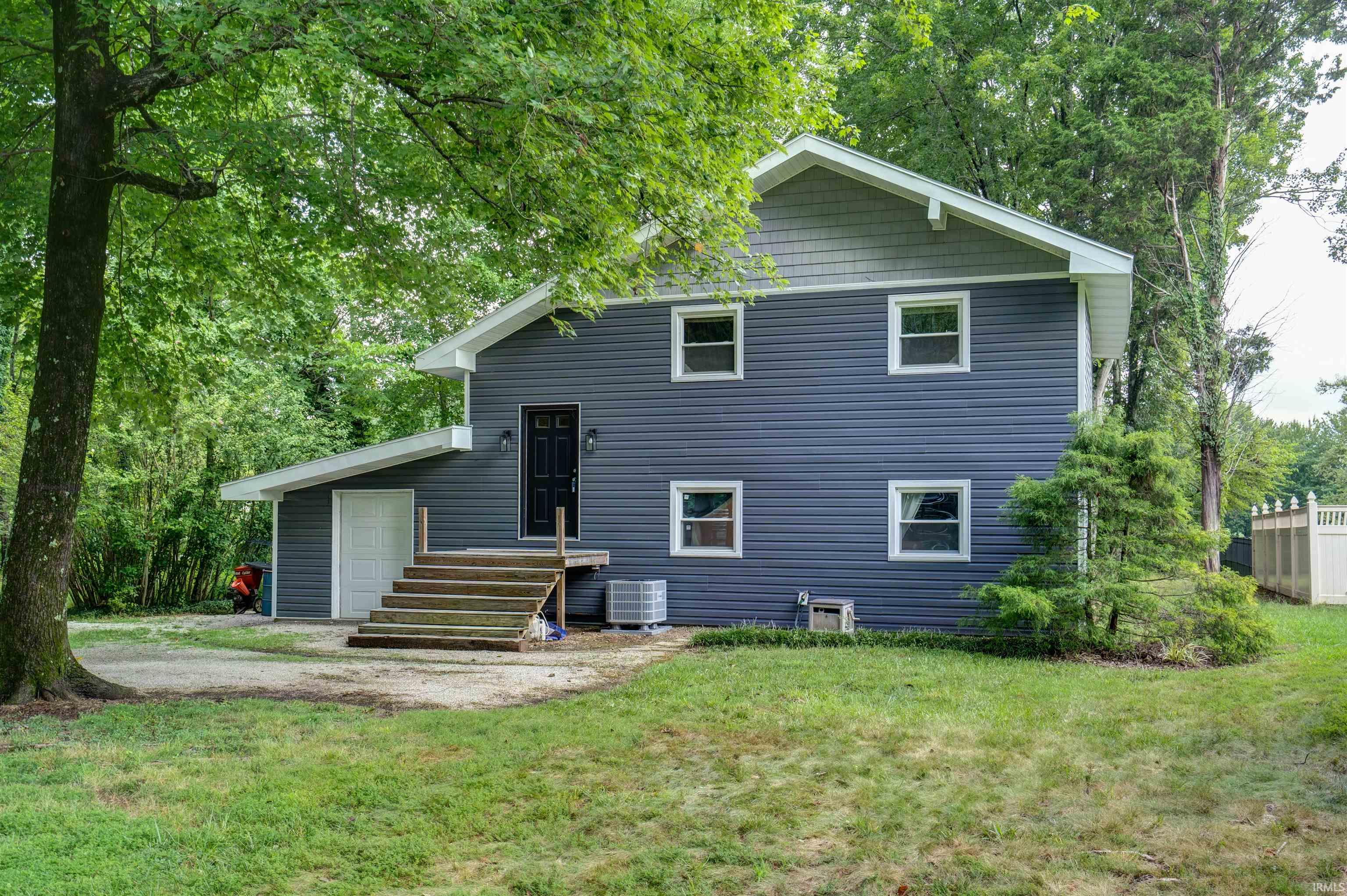 712 S Sled Run Property Photo 1