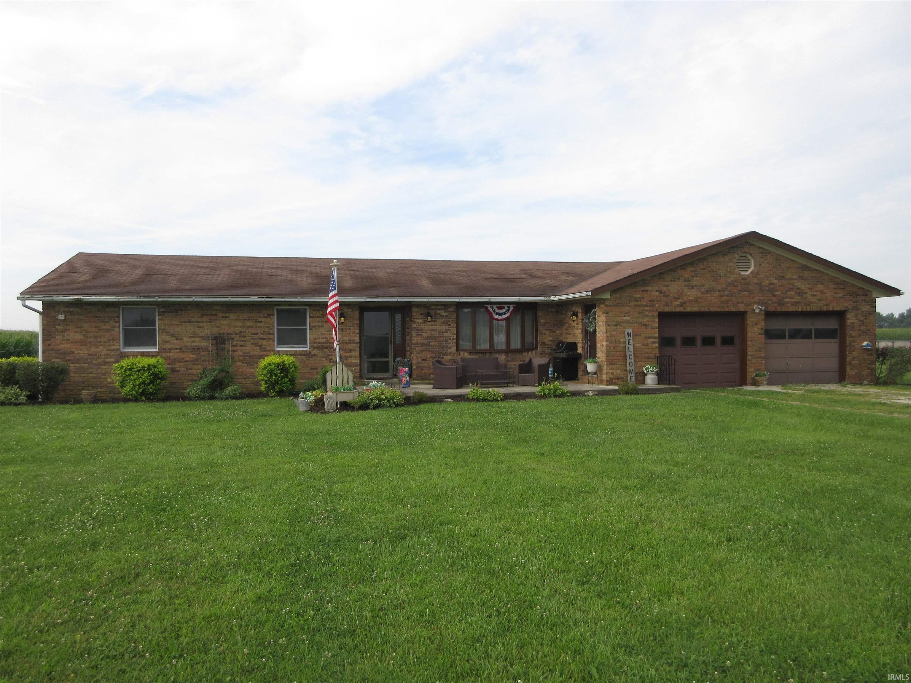 1617 W 100 N Road Property Photo 1