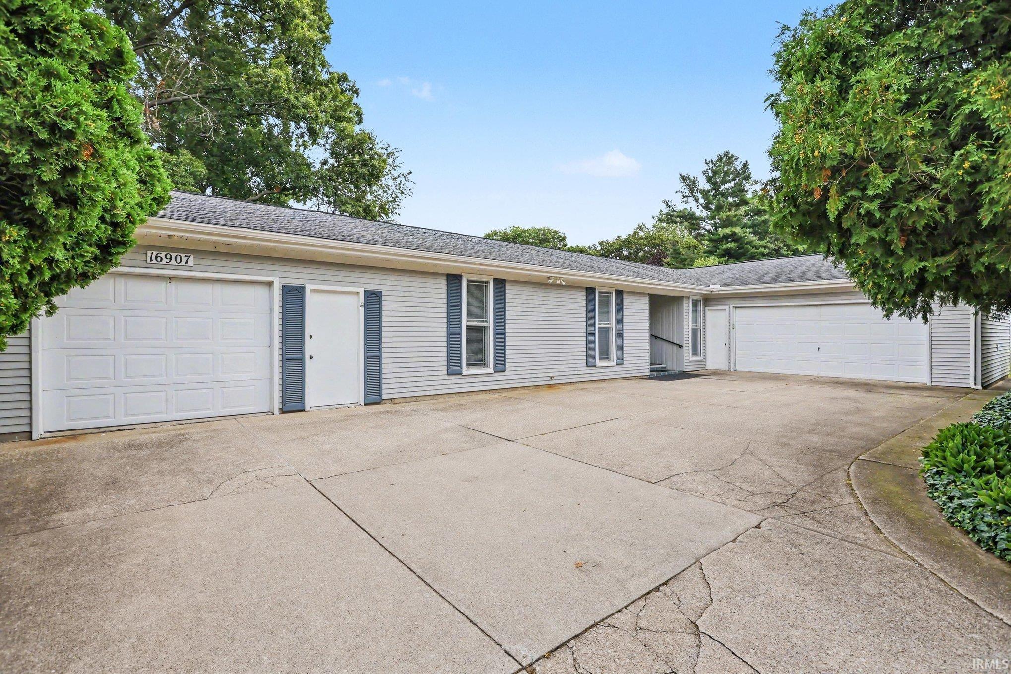 16907 Colony Drive Property Photo 1