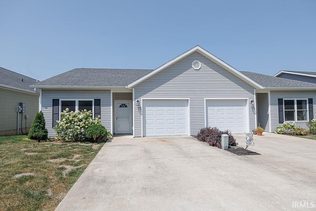 564 S Fieldstone Boulevard Property Photo 1