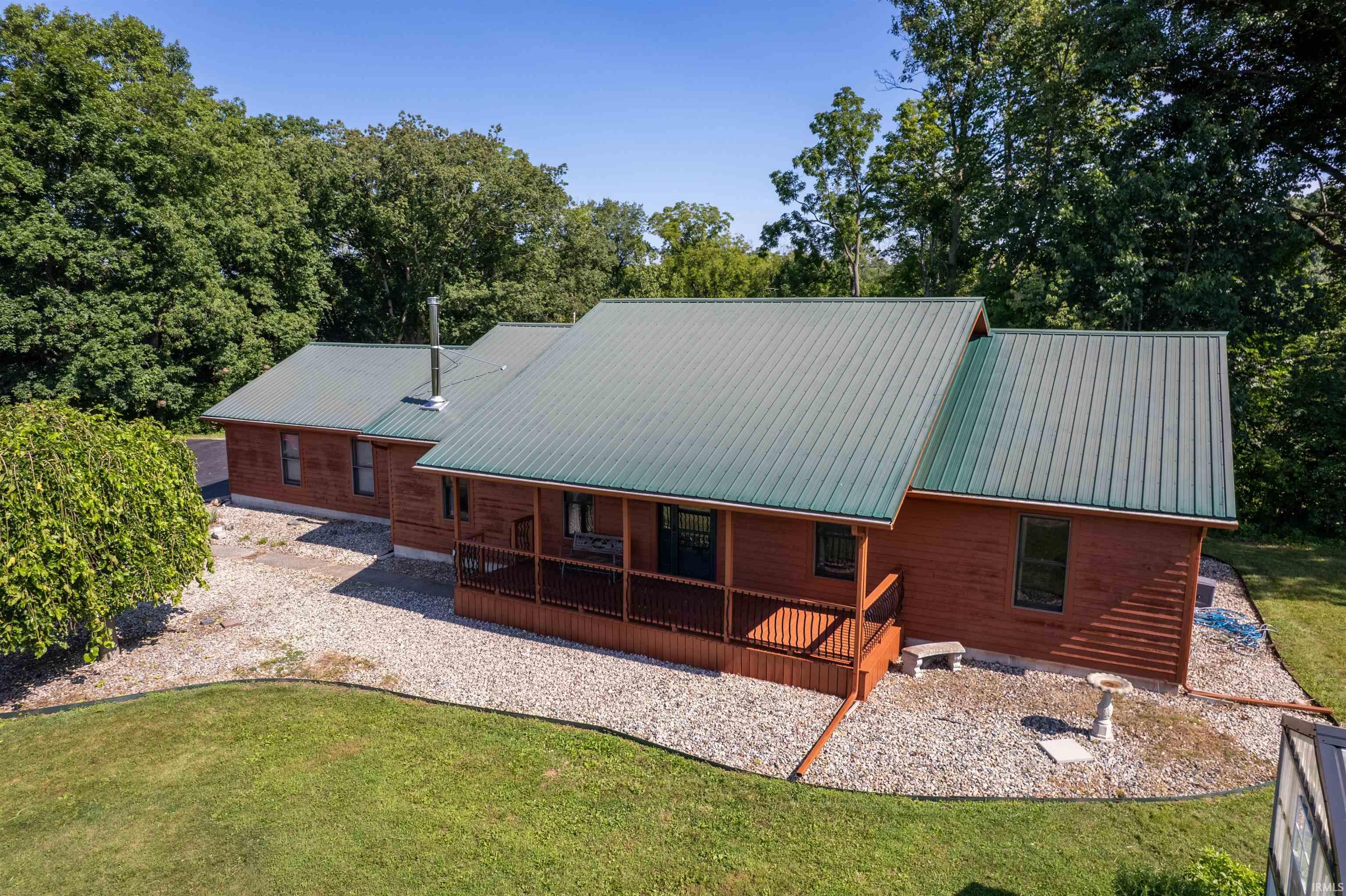 606 W Markle Road Property Photo 1