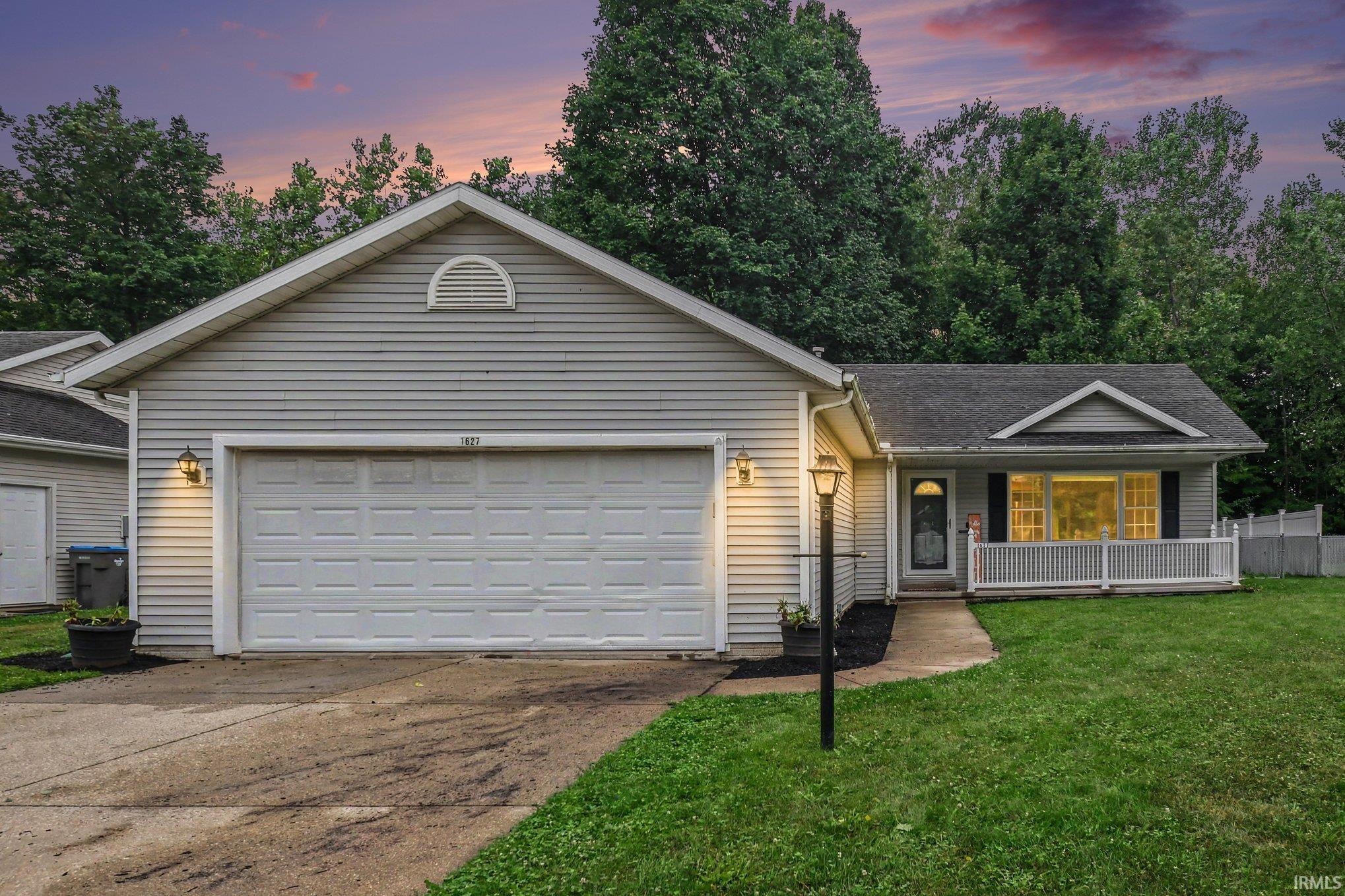 1627 Aspen Drive Property Photo 1