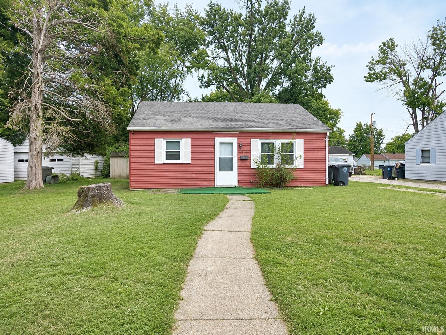 1507 Waggoner Avenue Property Photo 1