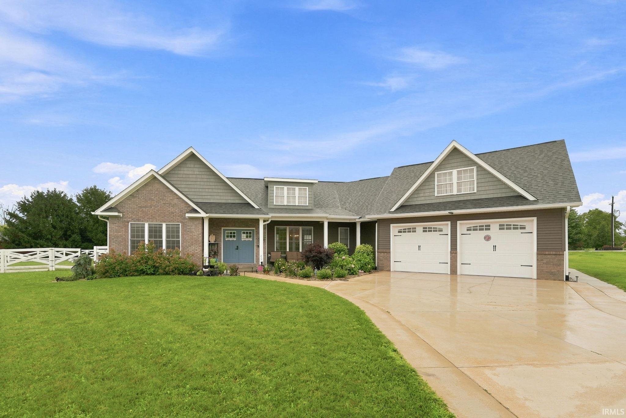 125 MONTICELLO Court Property Photo 1