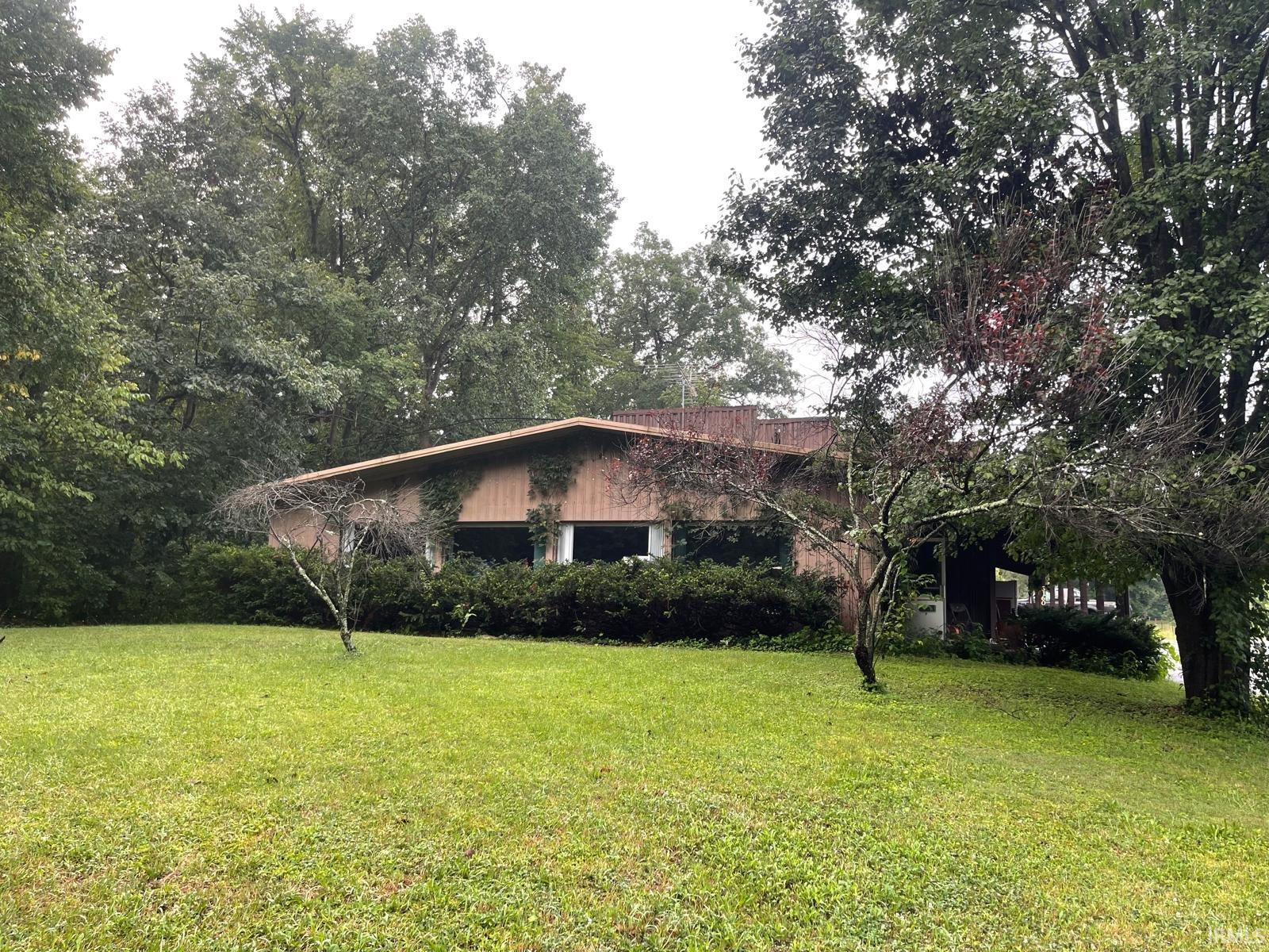 3160 St Rd 60 E Property Photo 1
