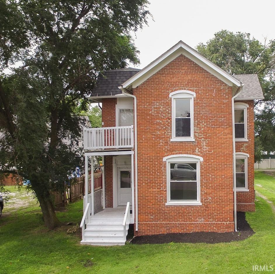 210 N Railroad Street Property Photo 1