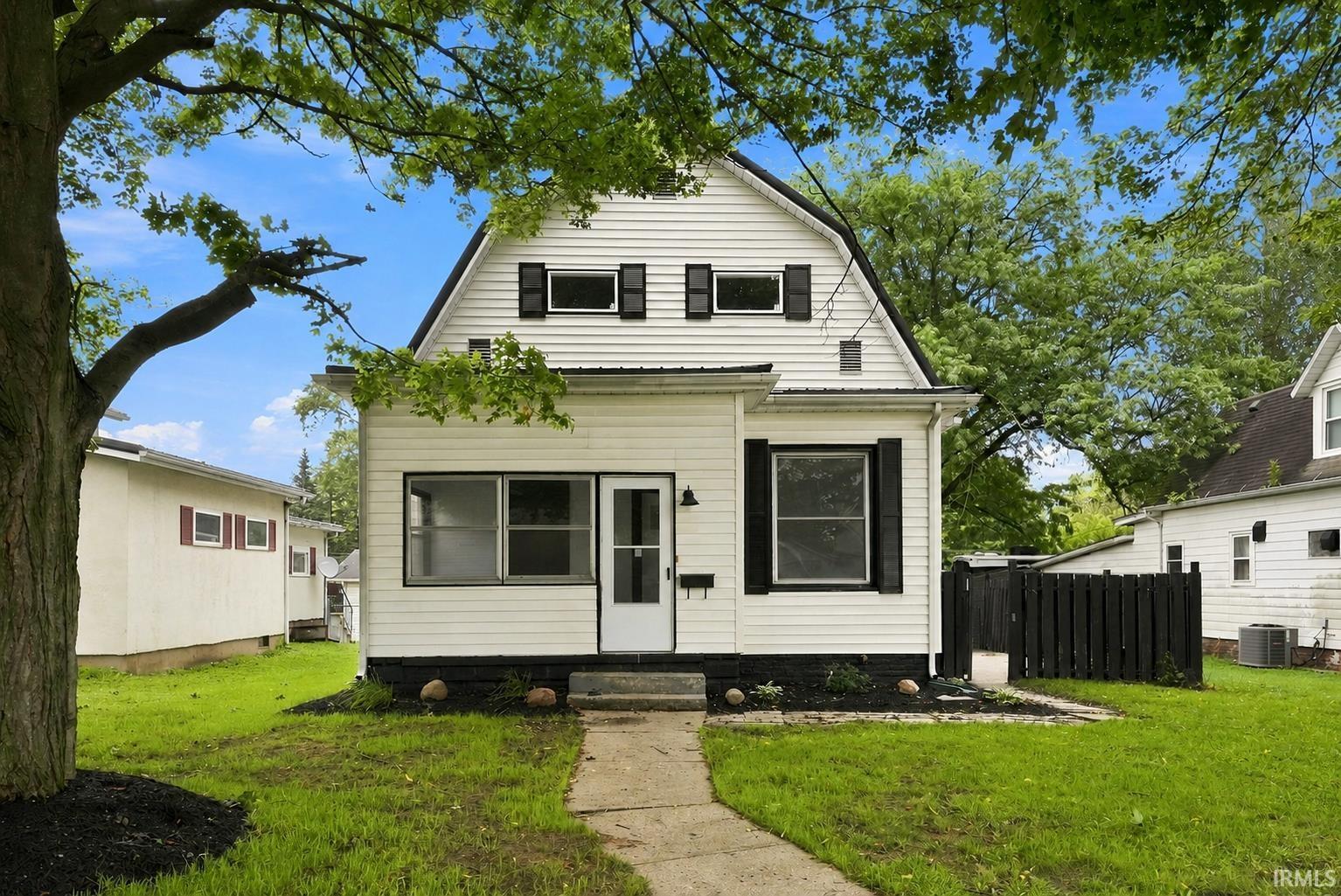 204 N Whitley Street Property Photo 1