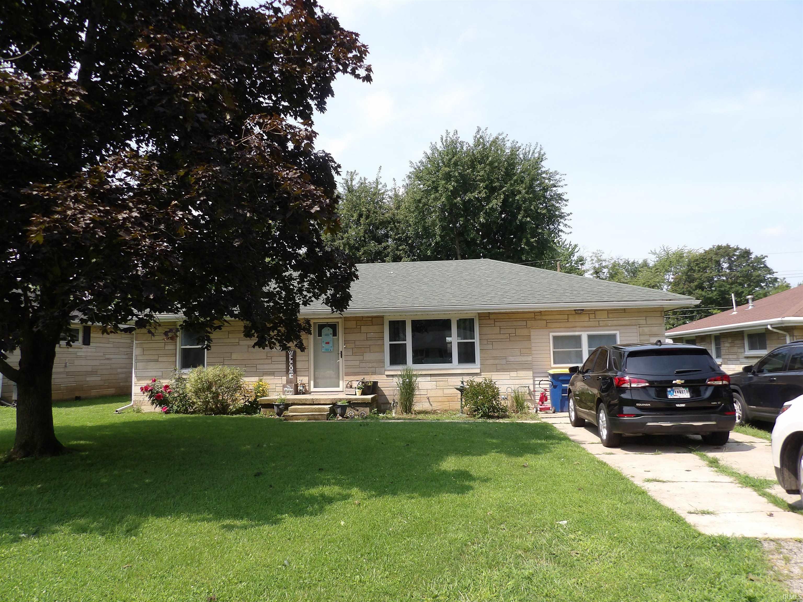 4005 N Ball Avenue Property Photo 1