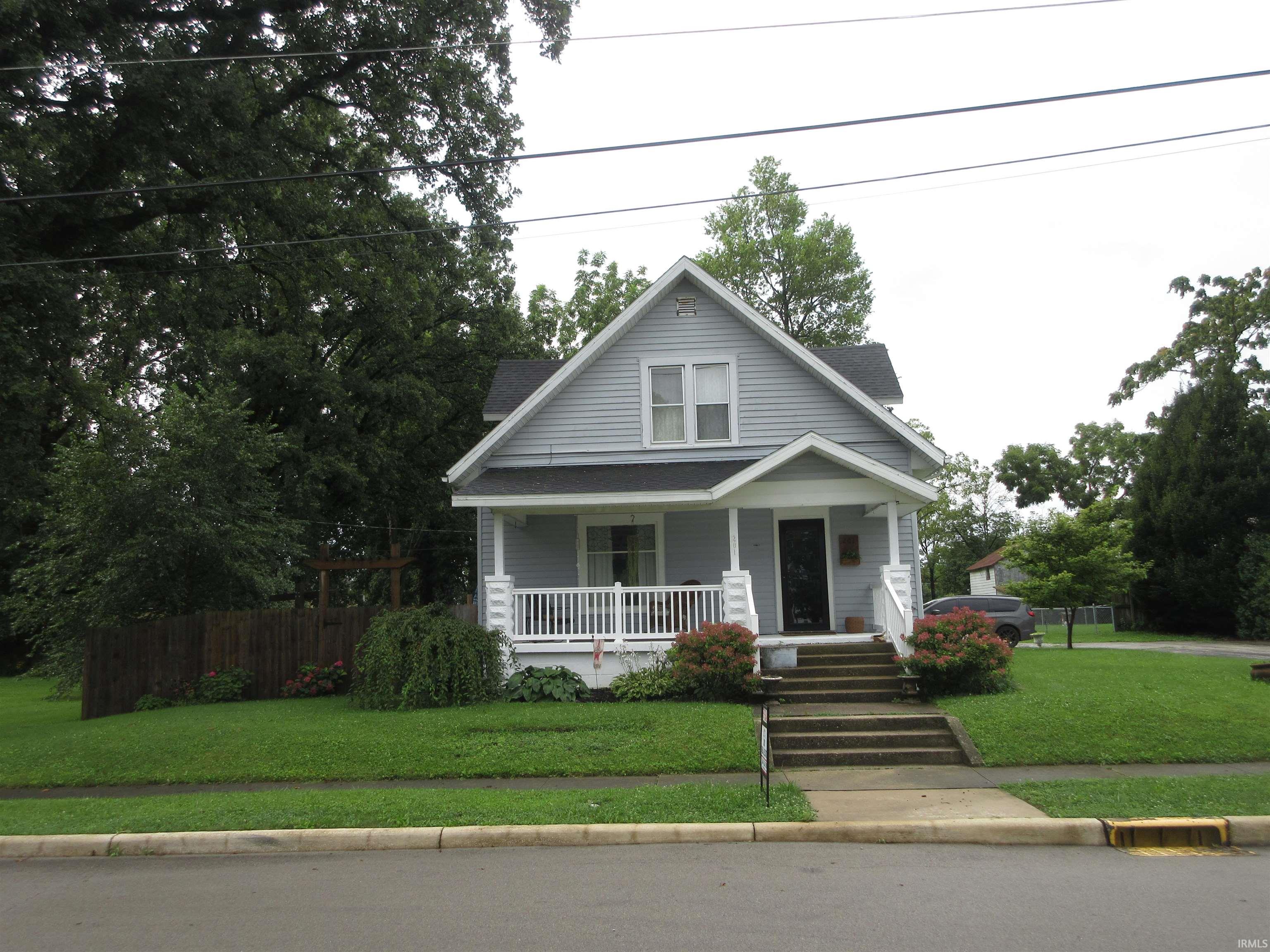 201 E Sherman Street Property Photo 1