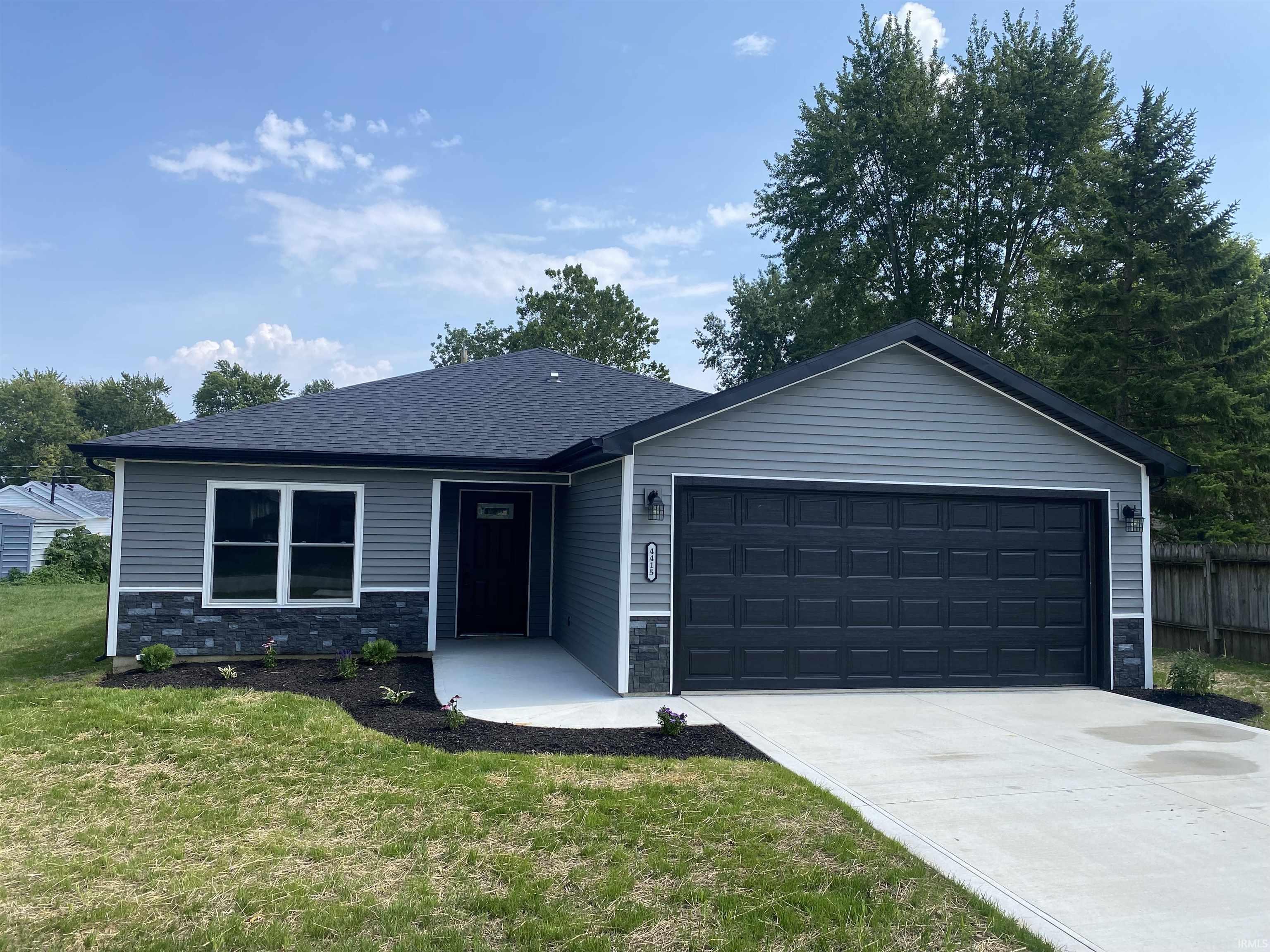 4415 Wayne Trace Property Photo 1