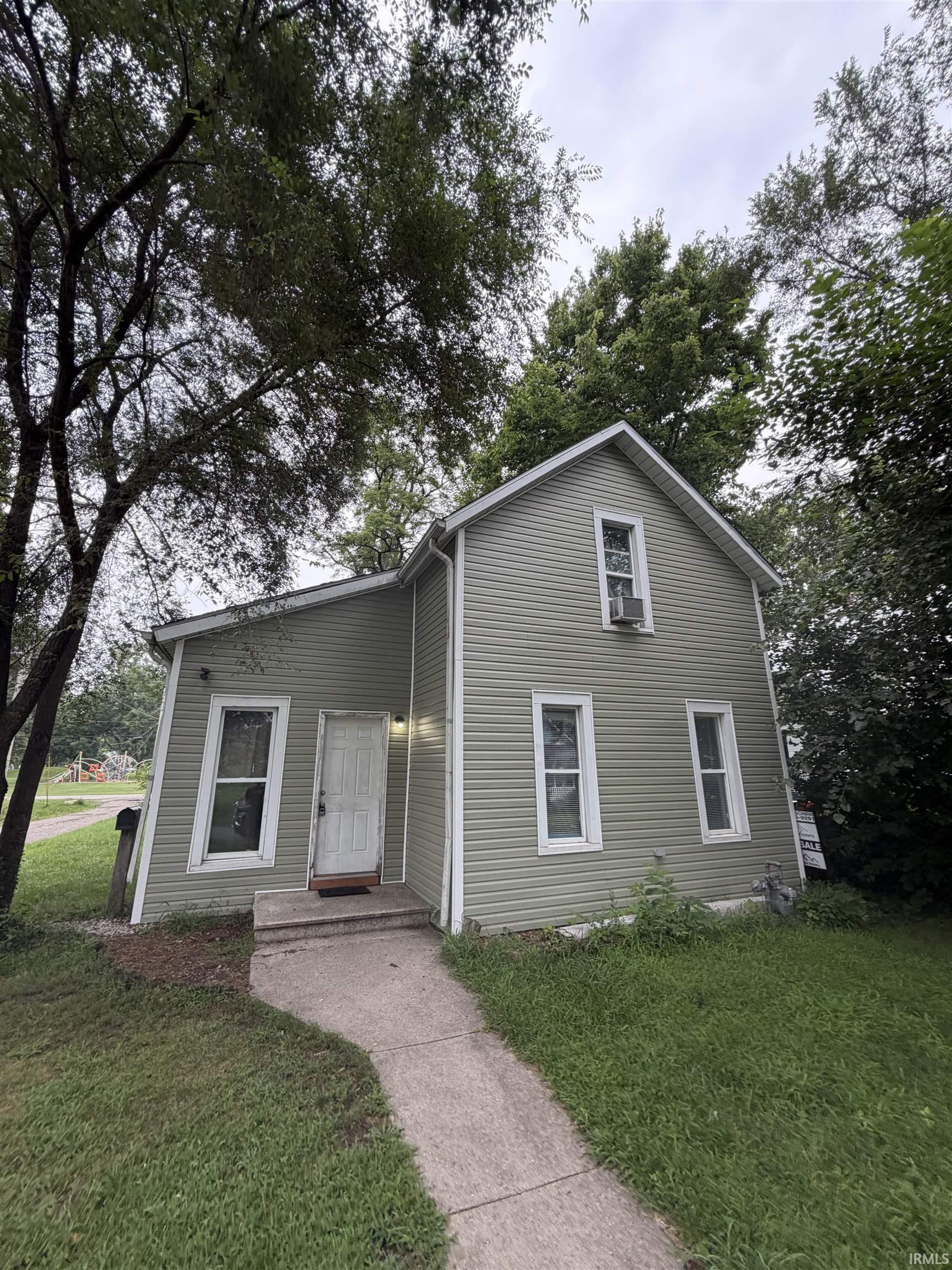 412 W Washington Street Property Photo 1