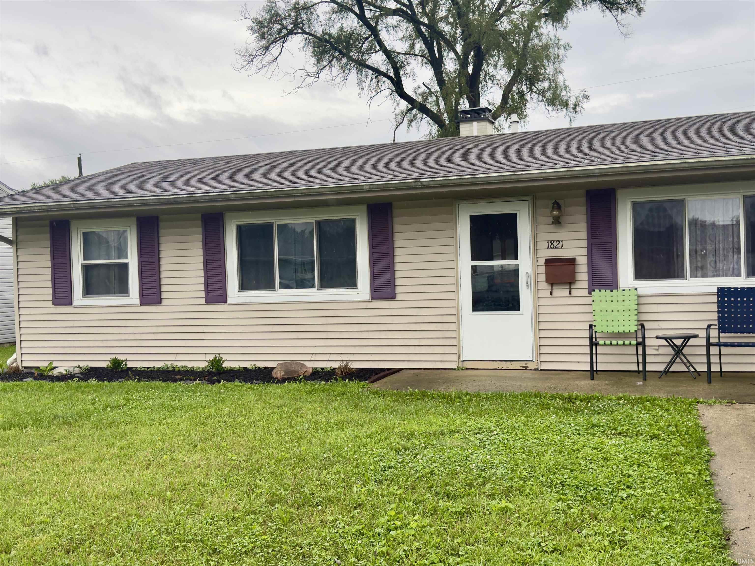 1821 Columbus Boulevard Property Photo 1