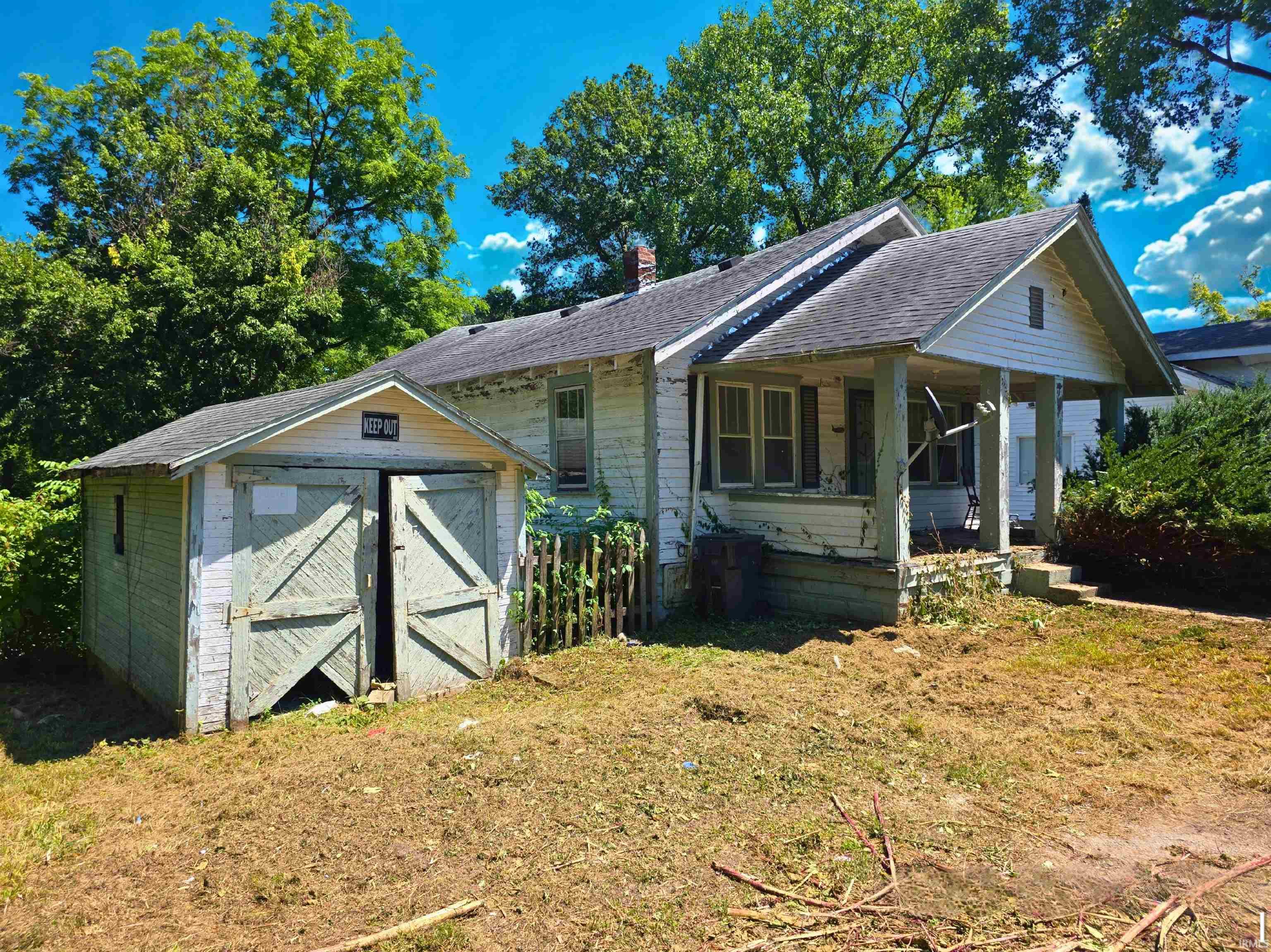 8 Dixie Drive Property Photo 1