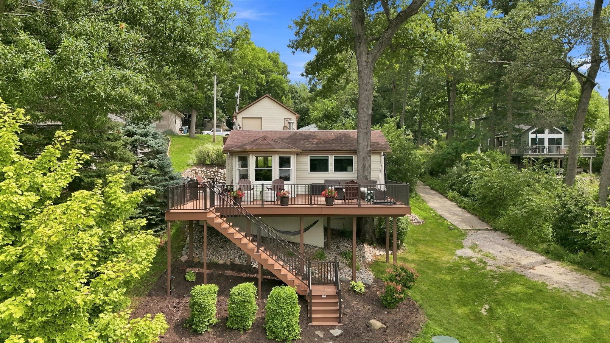 520 Lane 274 Crooked Lk Property Photo 1