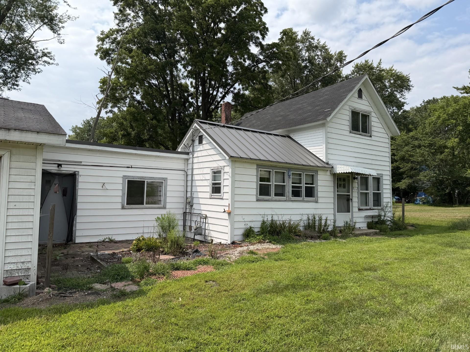 217 Blackport Drive Property Photo 1