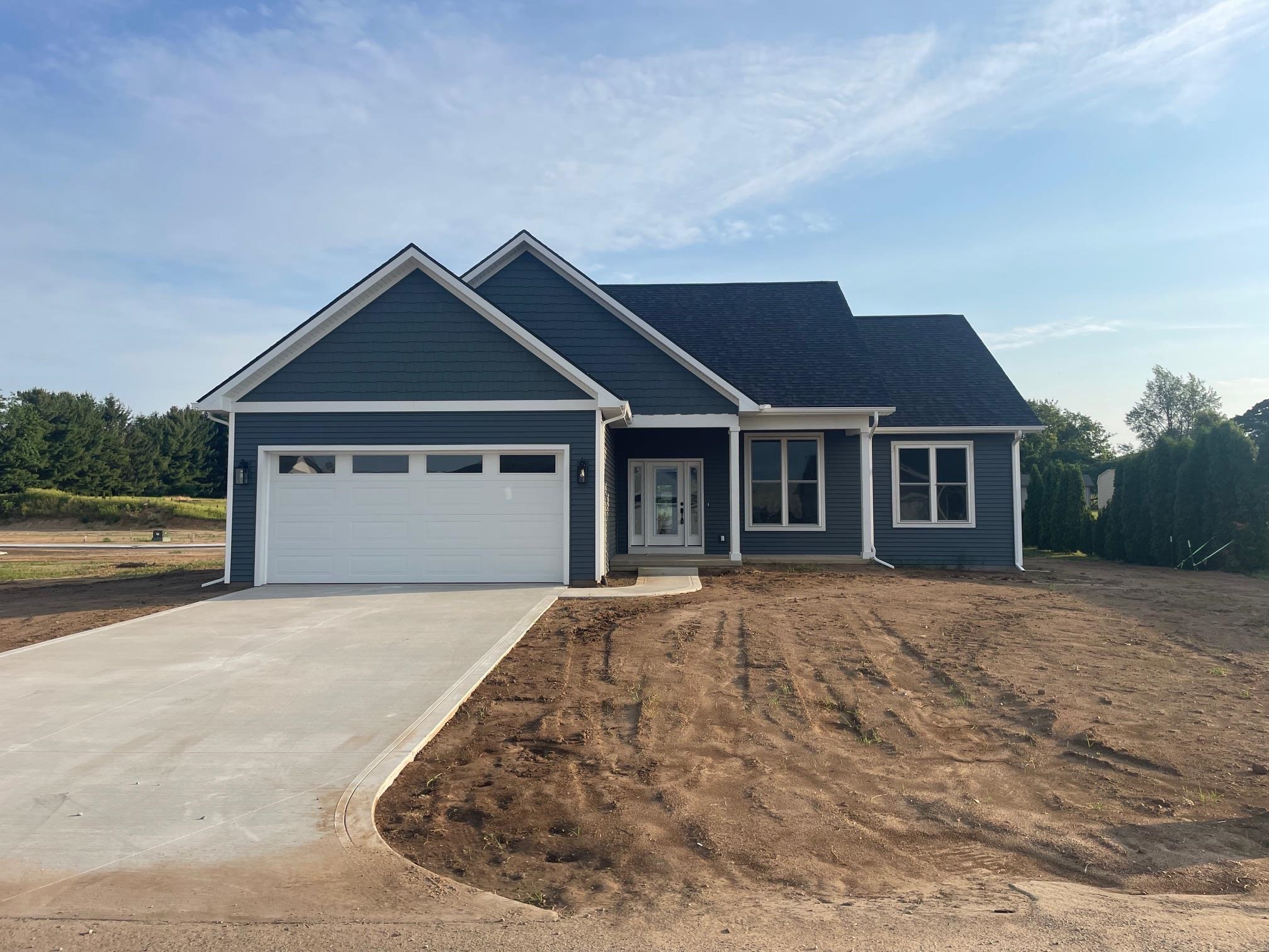 390 E Country Lane Property Photo 1