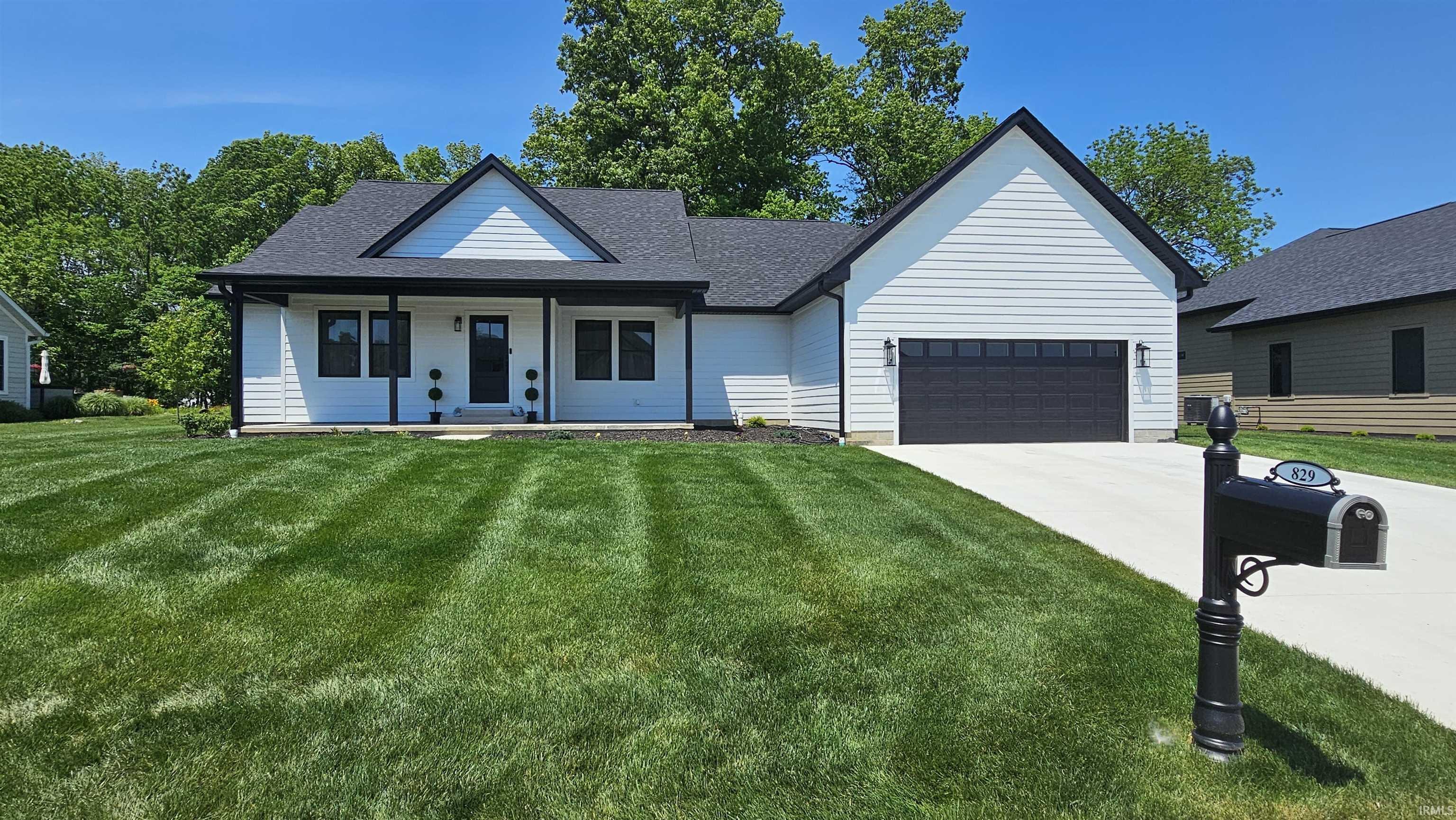 829 Spyglass Hill Drive Property Photo 1