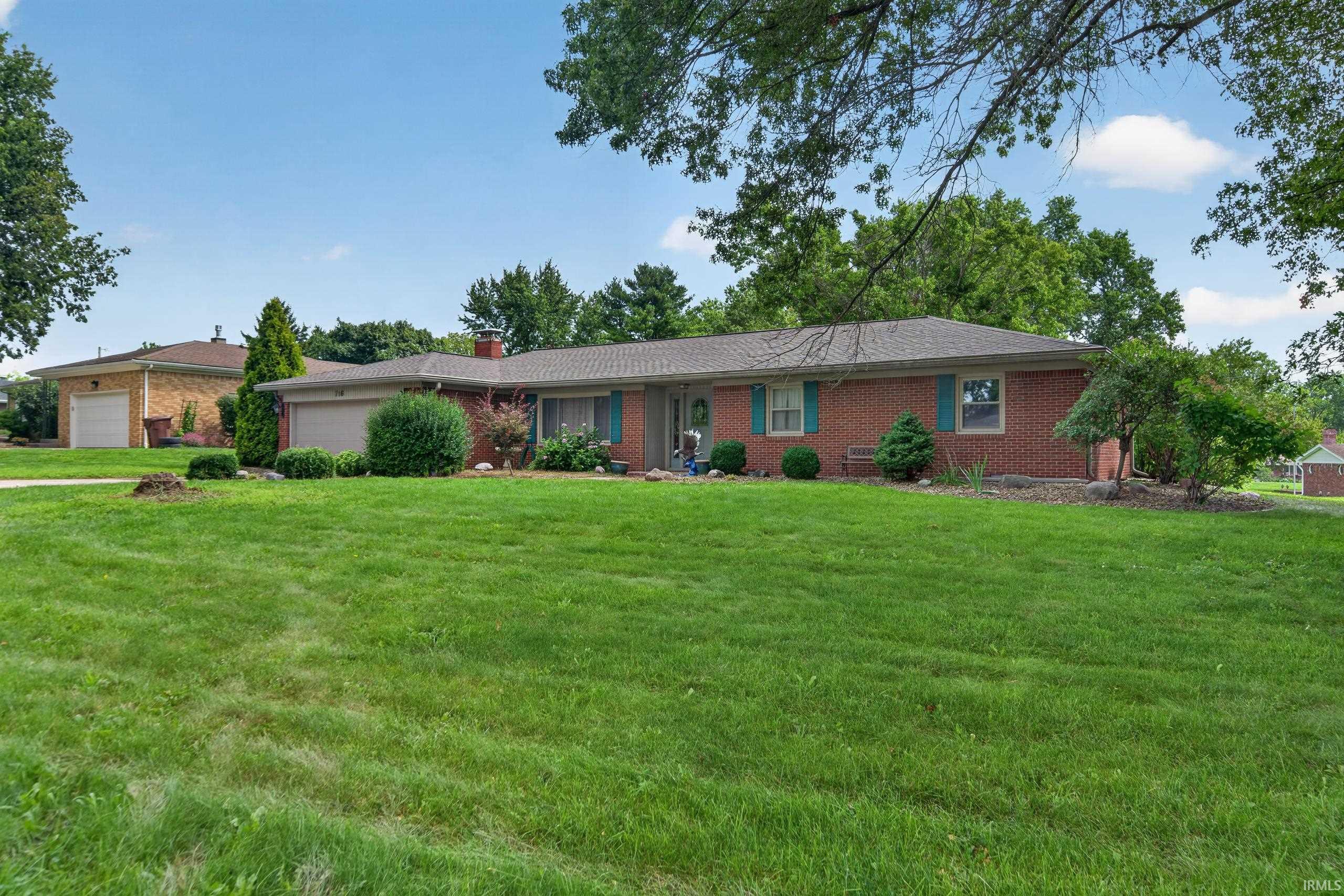 716 Hillcrest Drive Property Photo 1
