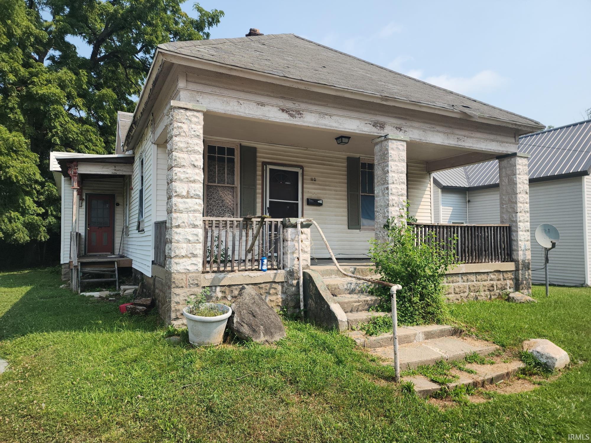 110 E 8th Street Property Photo 1