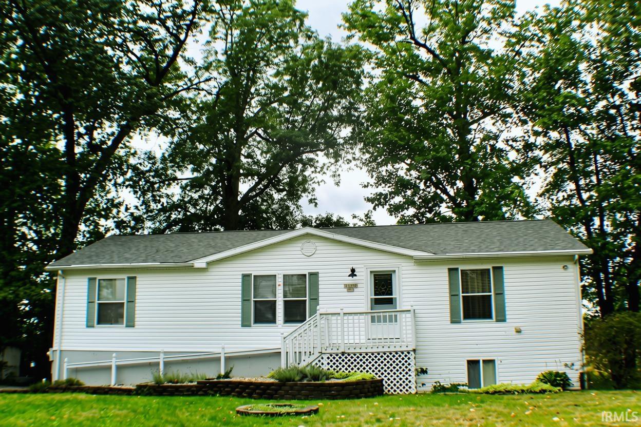 5200 W Lakeview Park Drive Property Photo 1