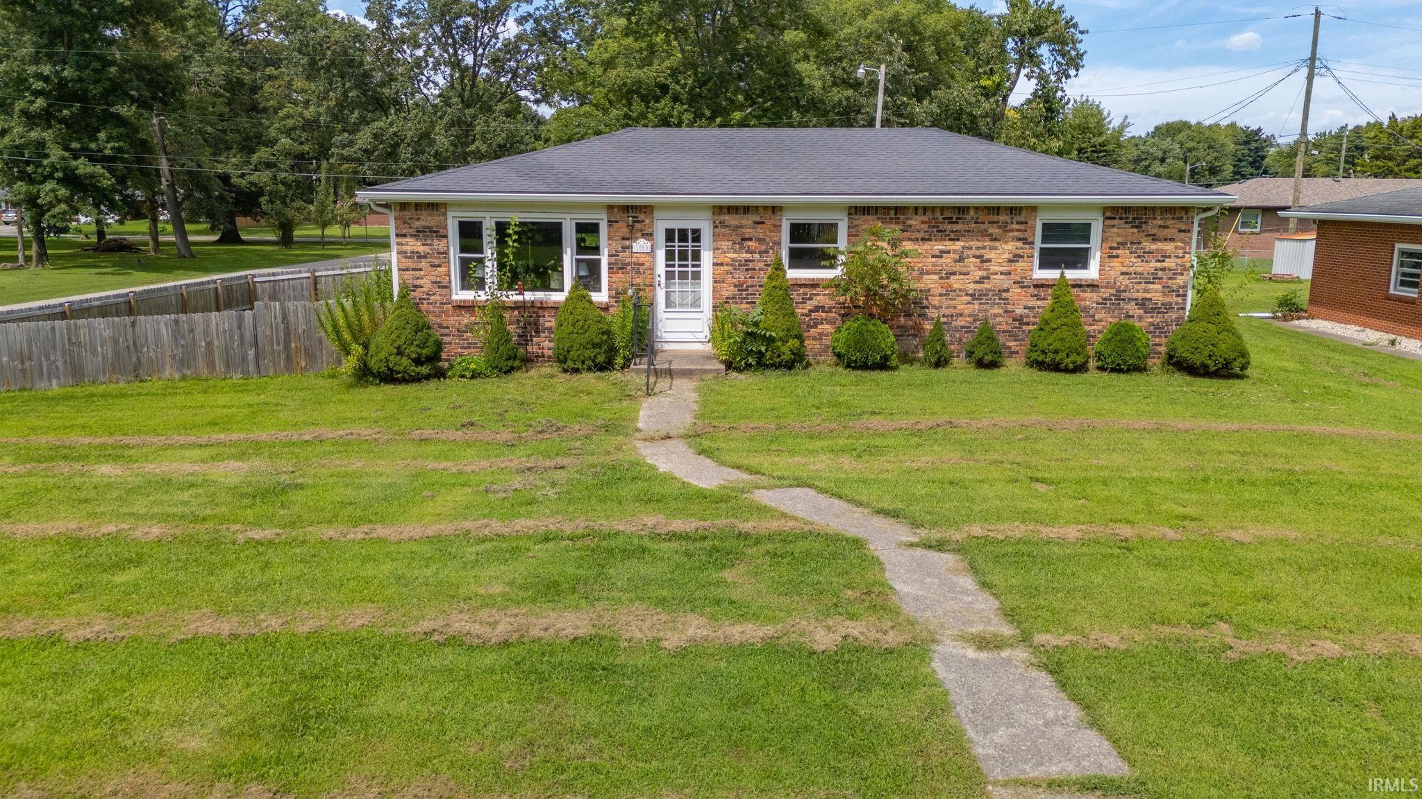 1000 White Drive Property Photo 1