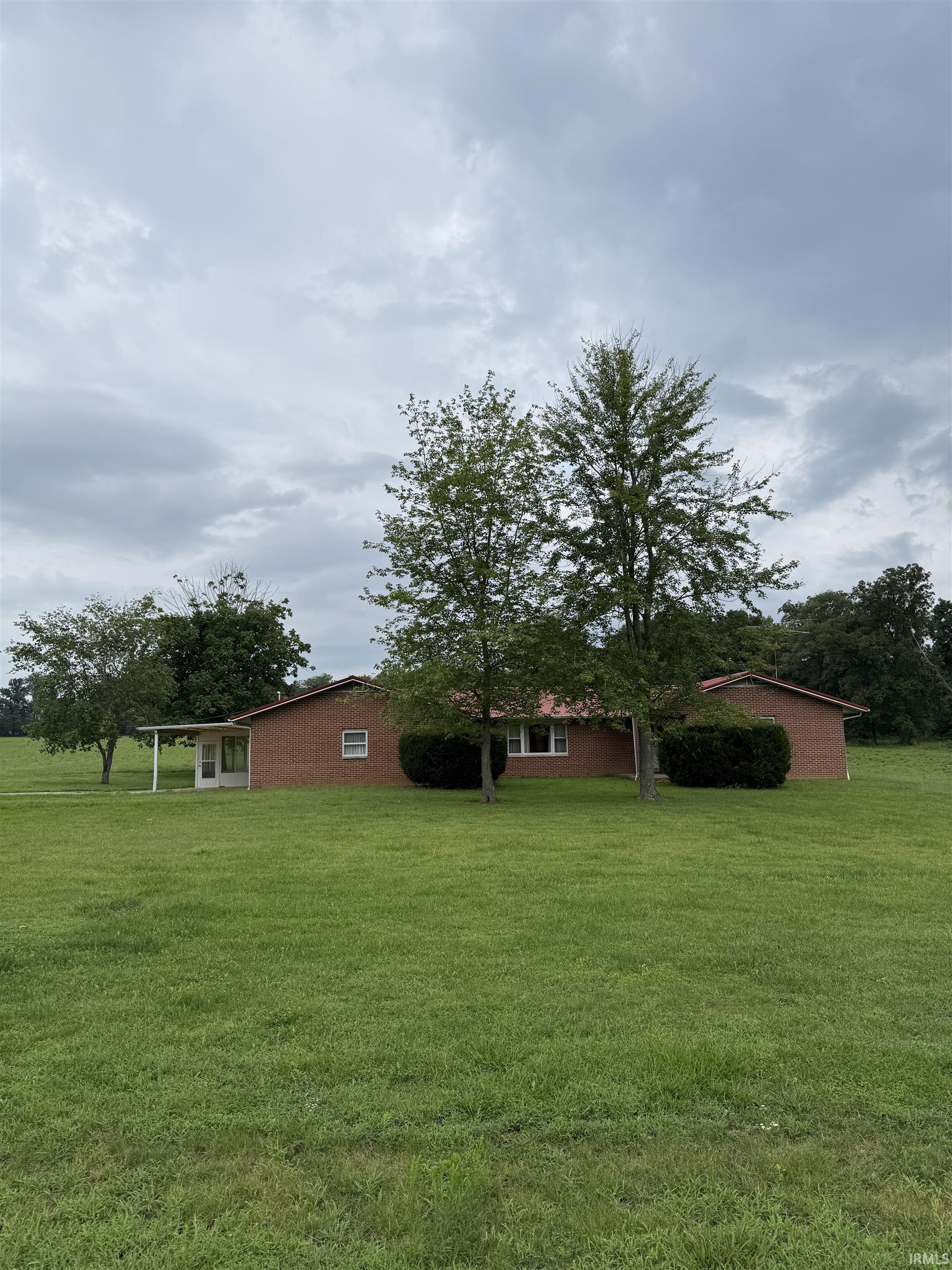 6105 N State Road 59 Property Photo 1