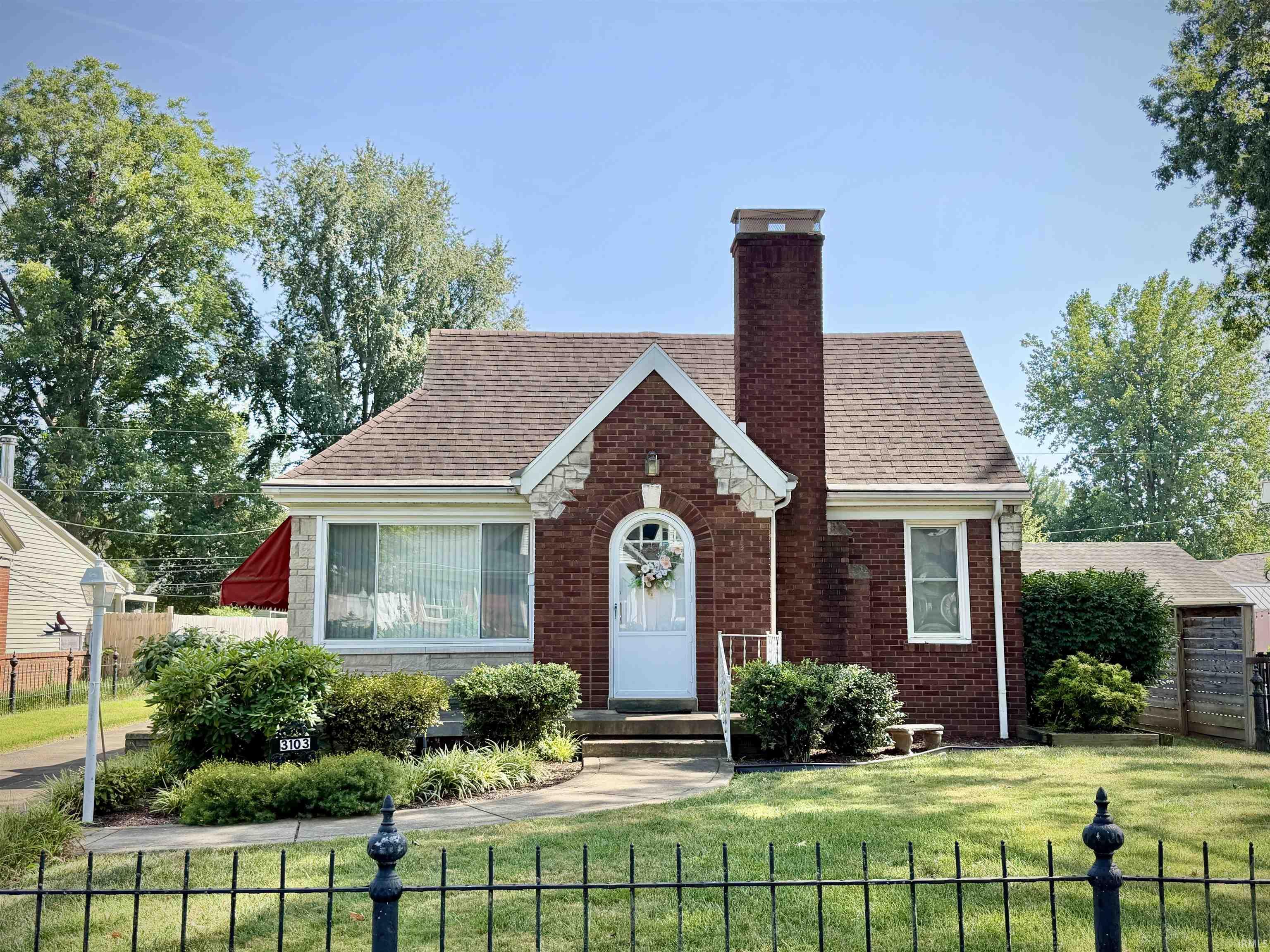3103 E Mulberry Street Property Photo 1