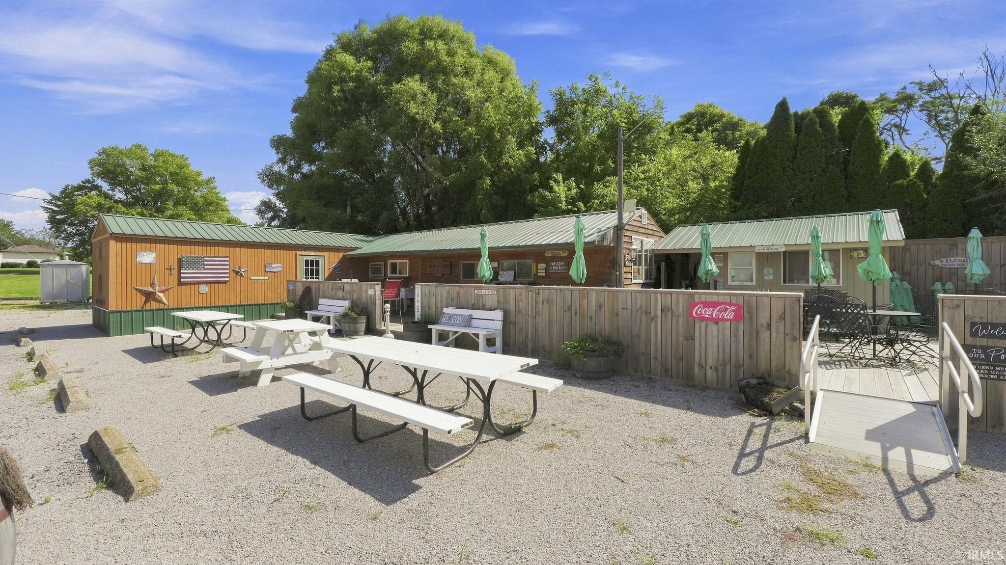 109 S Center Street Property Photo 1