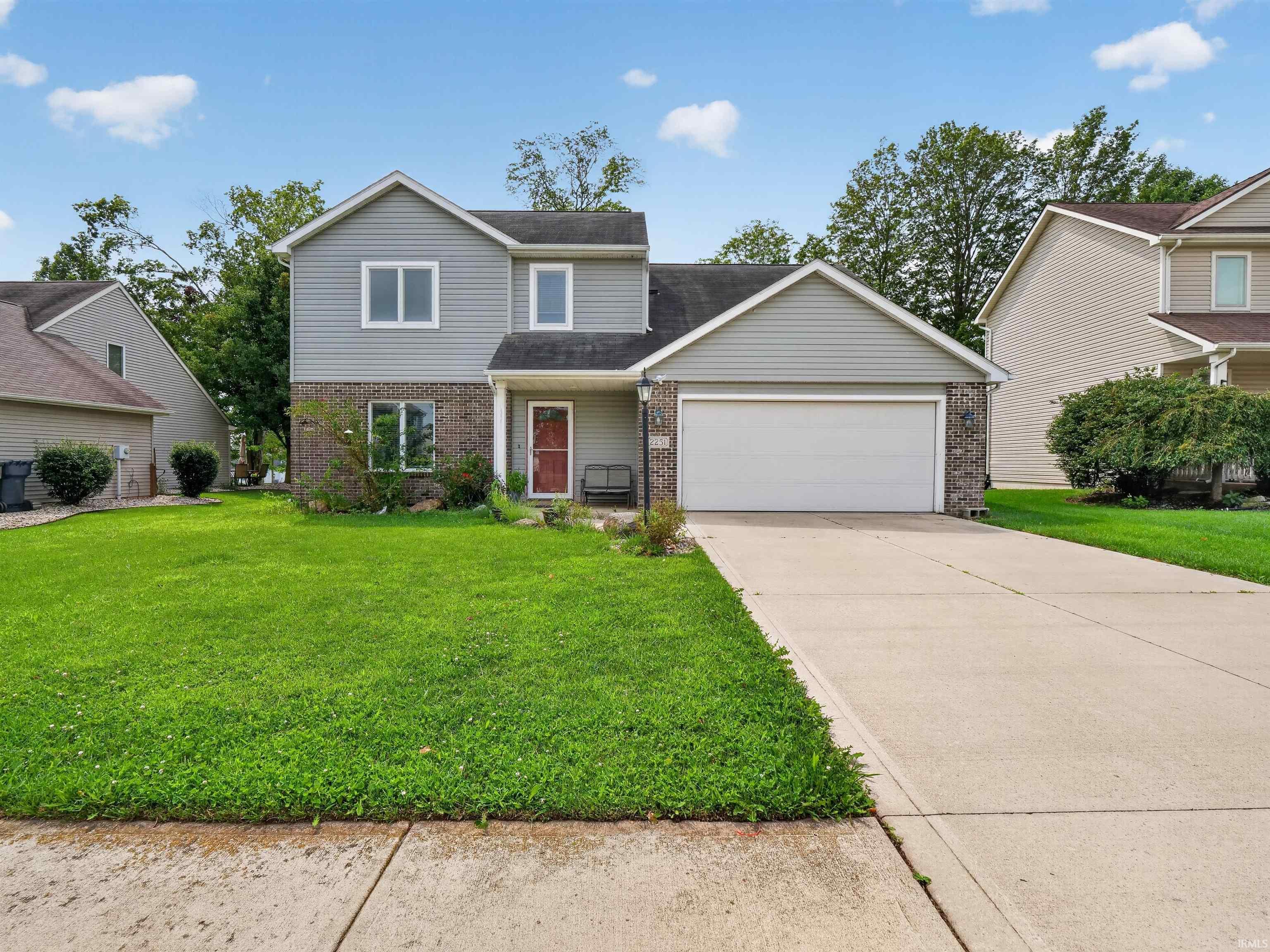 2251 Laurelwood Drive Property Photo 1