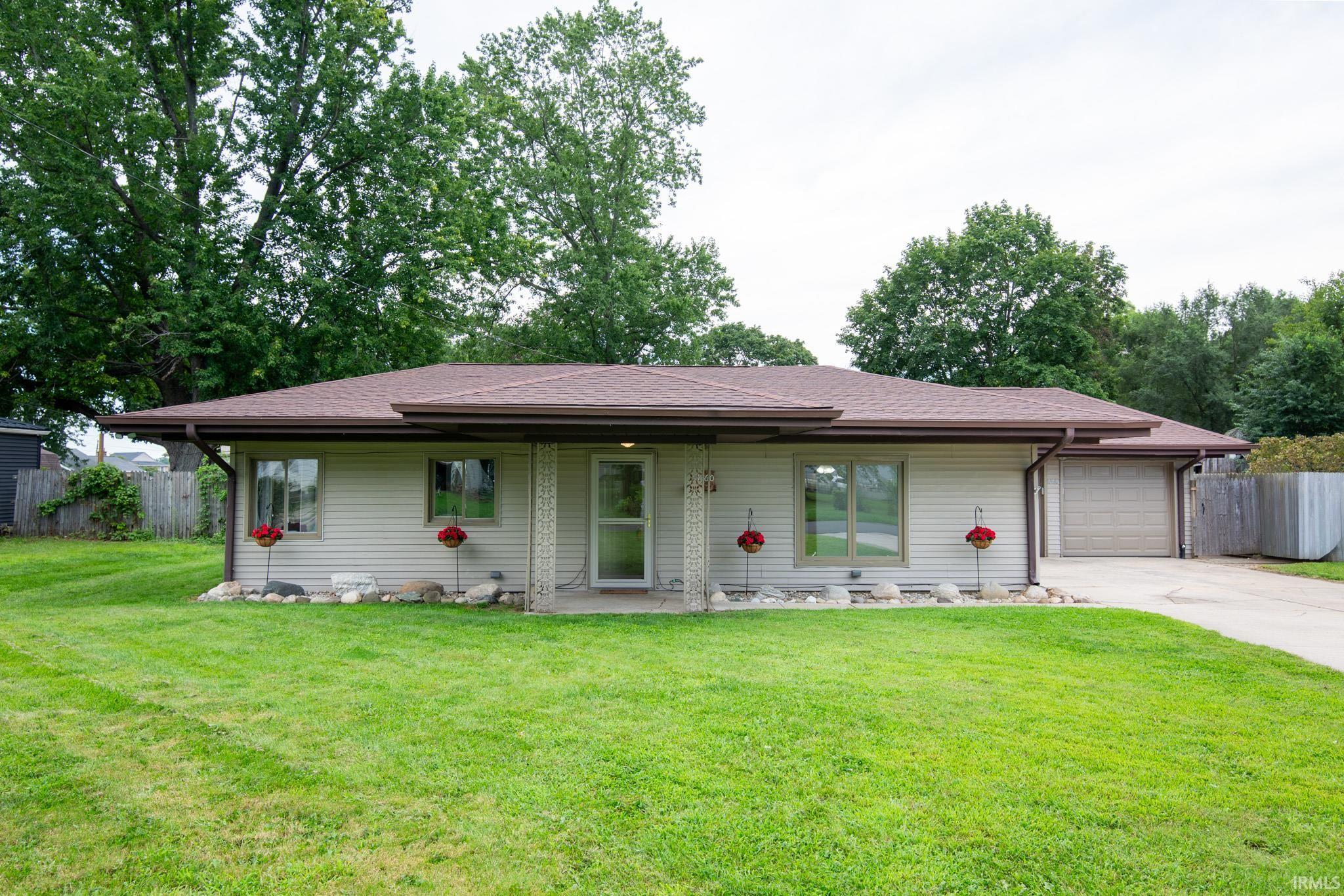 51460 Lake Drive Property Photo 1