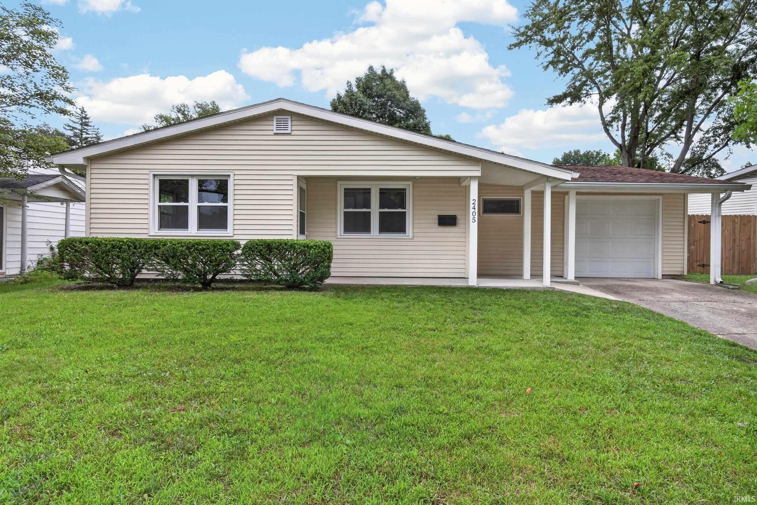 2405 Robinwood Drive