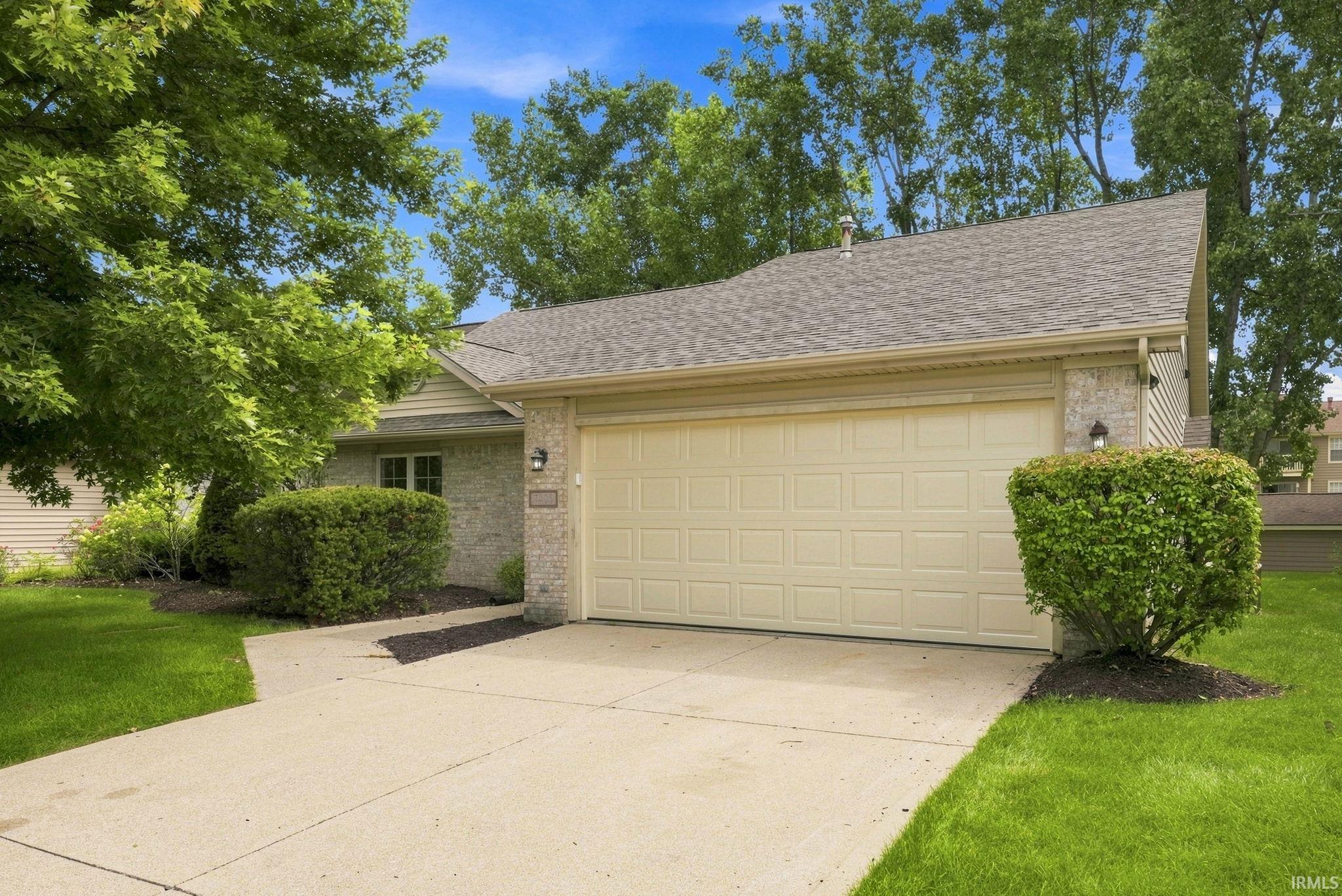 7405 Montclair Drive Property Photo 1