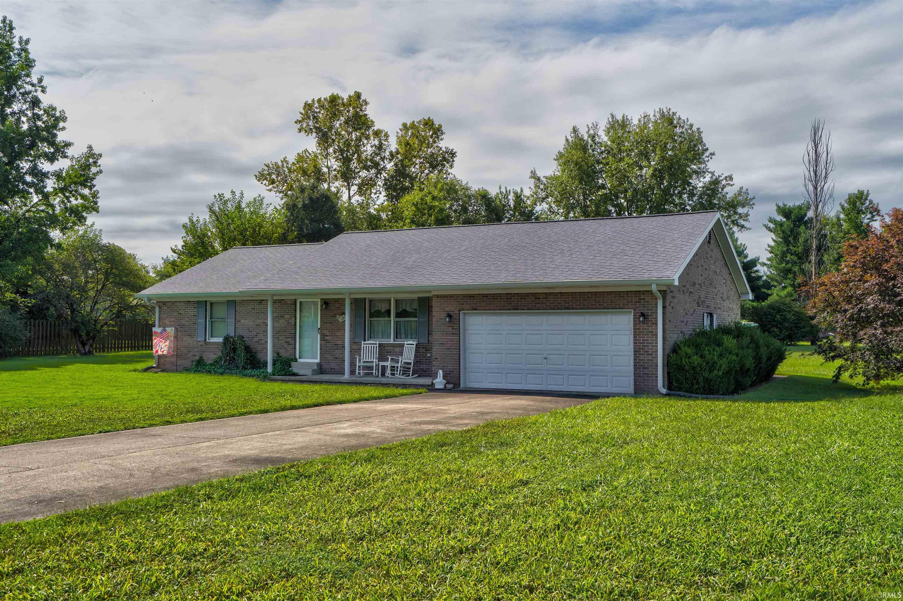 6136 W Hodges Drive Property Photo 1