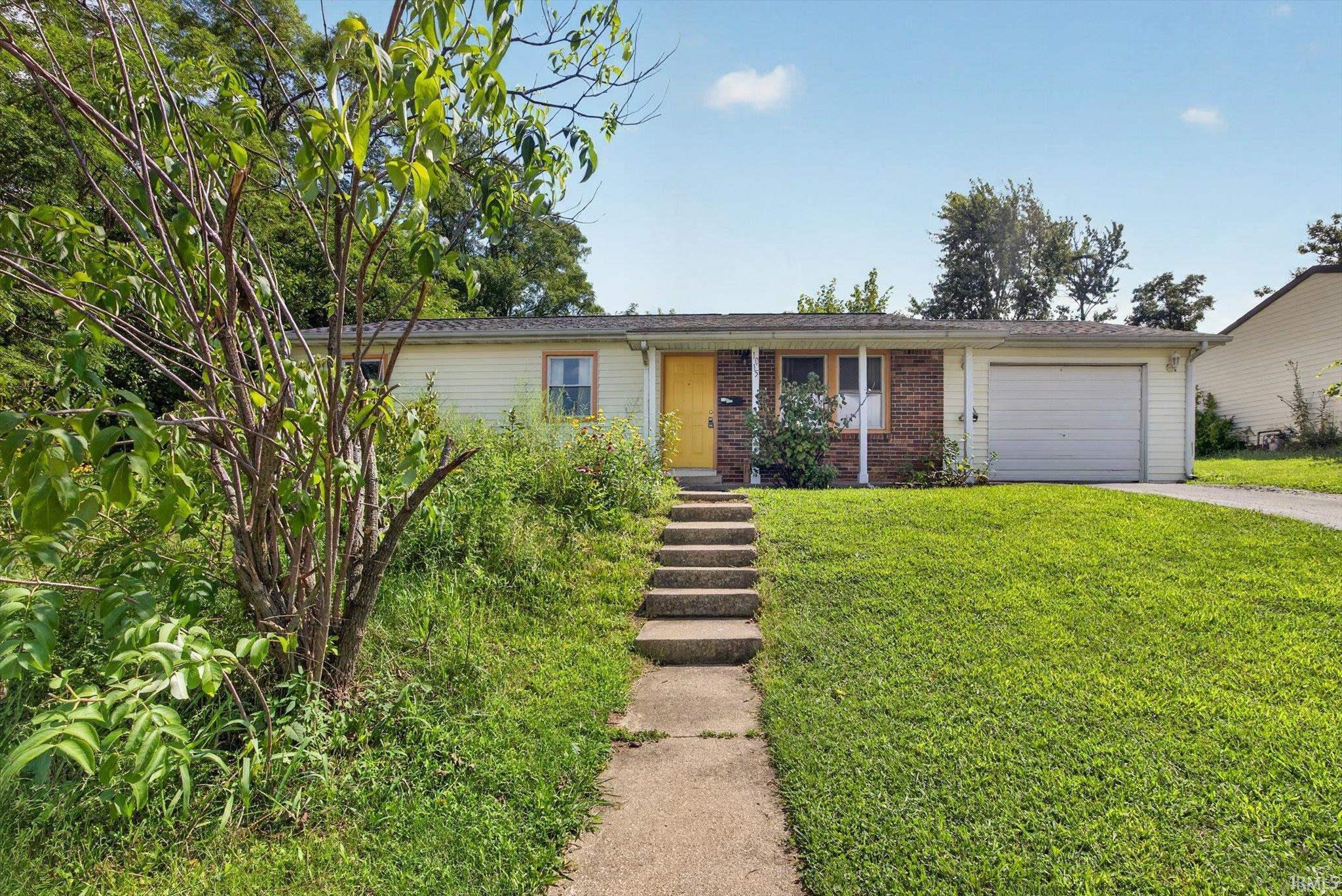 1015 W 14th Street Property Photo 1